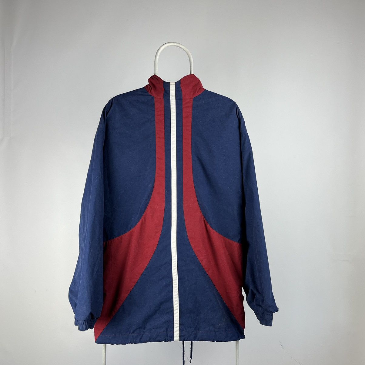 Nike Nike light jacket swoosh vintage size XLarge Size US XL / EU 56 / 4 - 2 Thumbnail