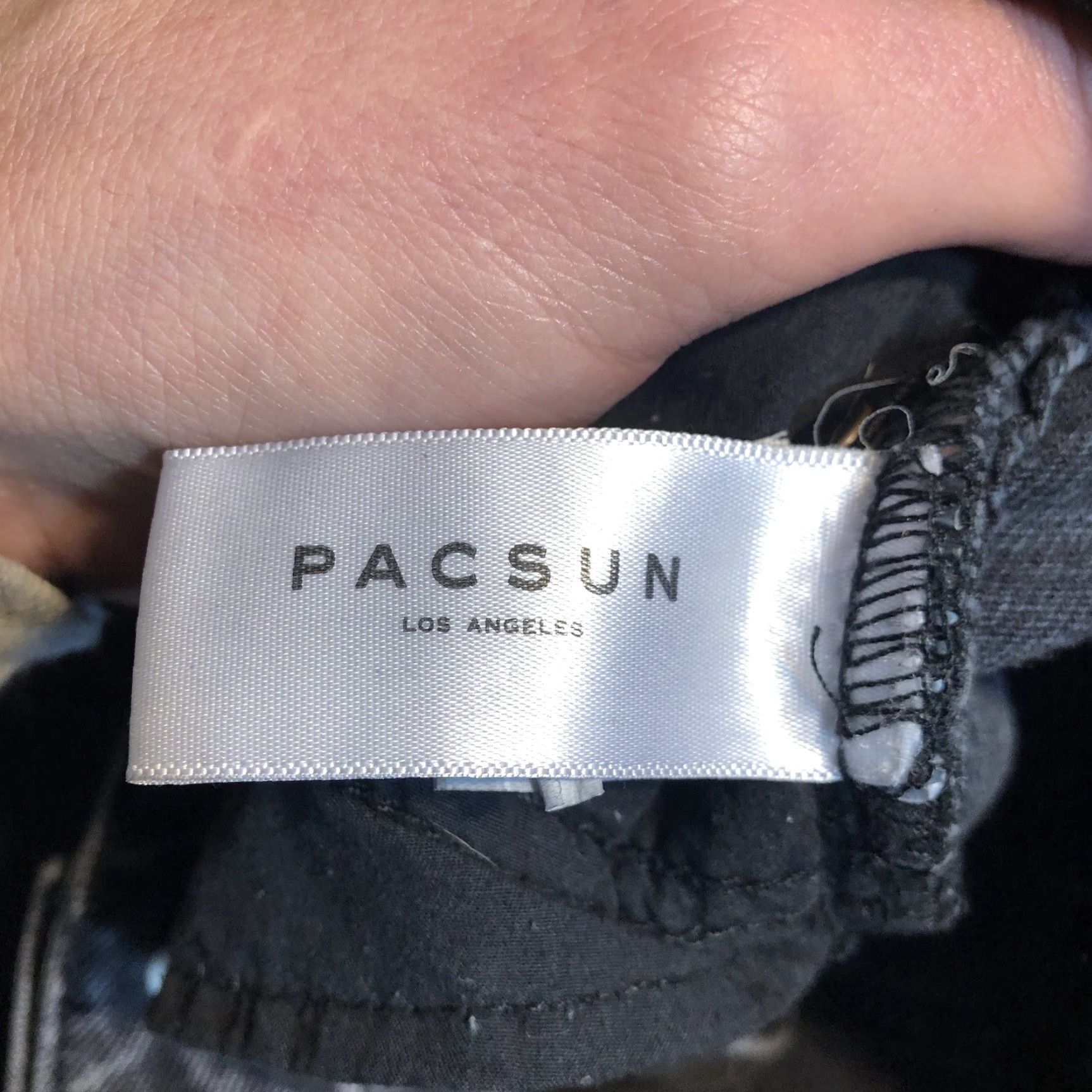 Pacsun VINTAGE PacSun Black Distressed Mini Skirt Womens 25 Mid Rise Zip Raw Hem Denim Cotton Short 90s Festival Womens Size 42" / US 20 - 6 Thumbnail