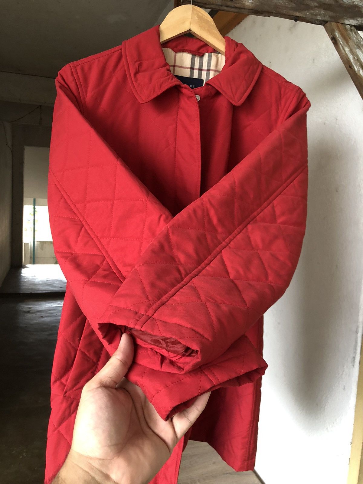Burberry Vintage 90s Burberry Light Puffer Jacket Size XS / US 0-2 / IT 36-38 - 11 Thumbnail