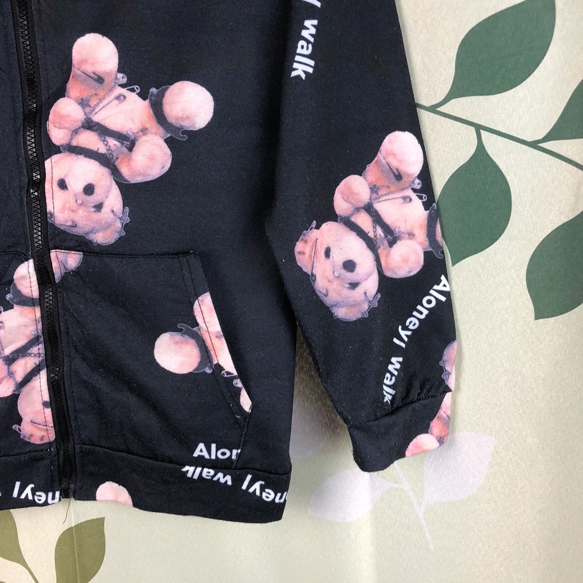 Japanese Brand × Vintage Full print teddy bear A Lonely I Wake Black Hoodie #7465 Size M / US 6-8 / IT 42-44 - 8 Thumbnail