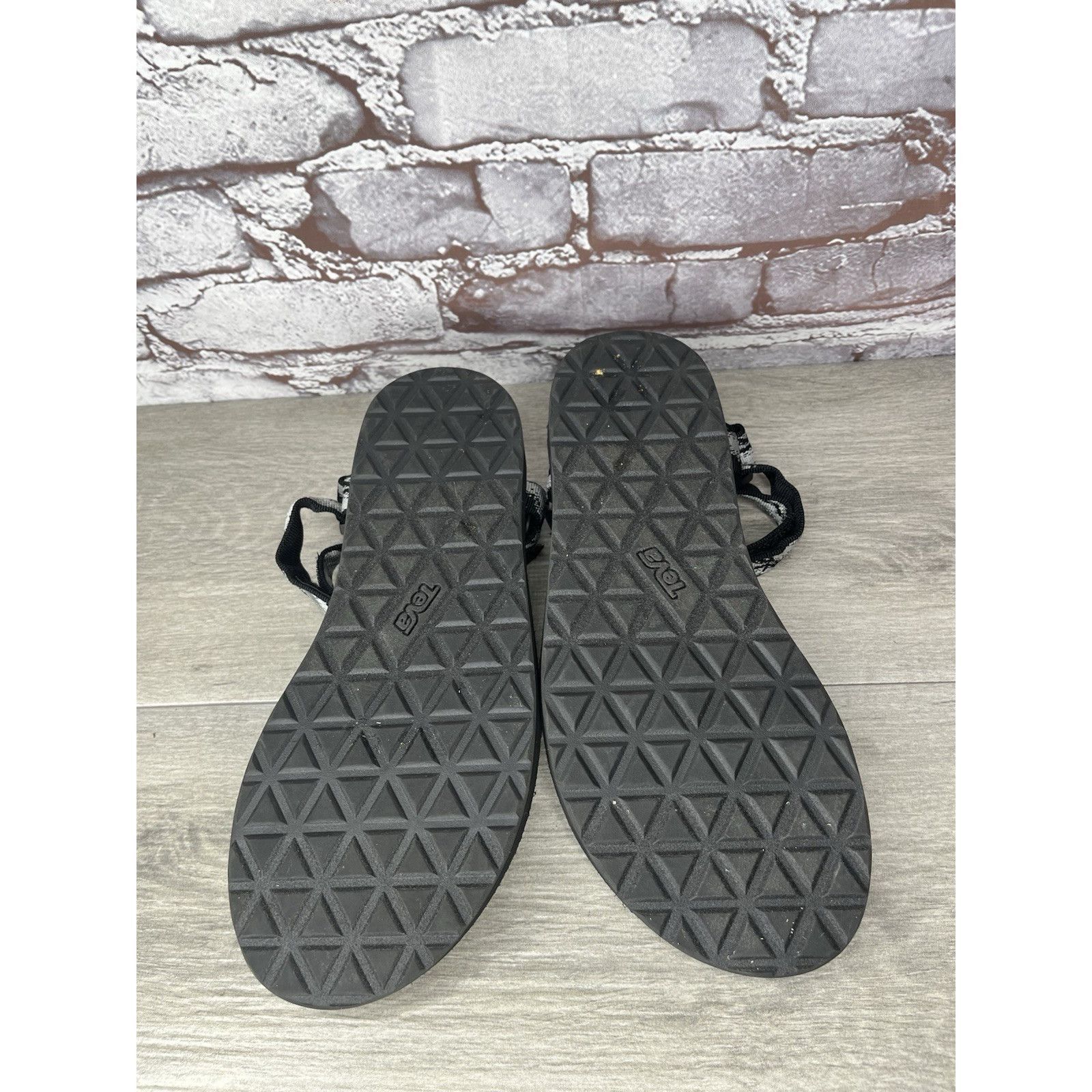 Teva Teva Original Universal Black Gray Back Strap Nylon Sandals Size US 9 / IT 39 - 20 Thumbnail