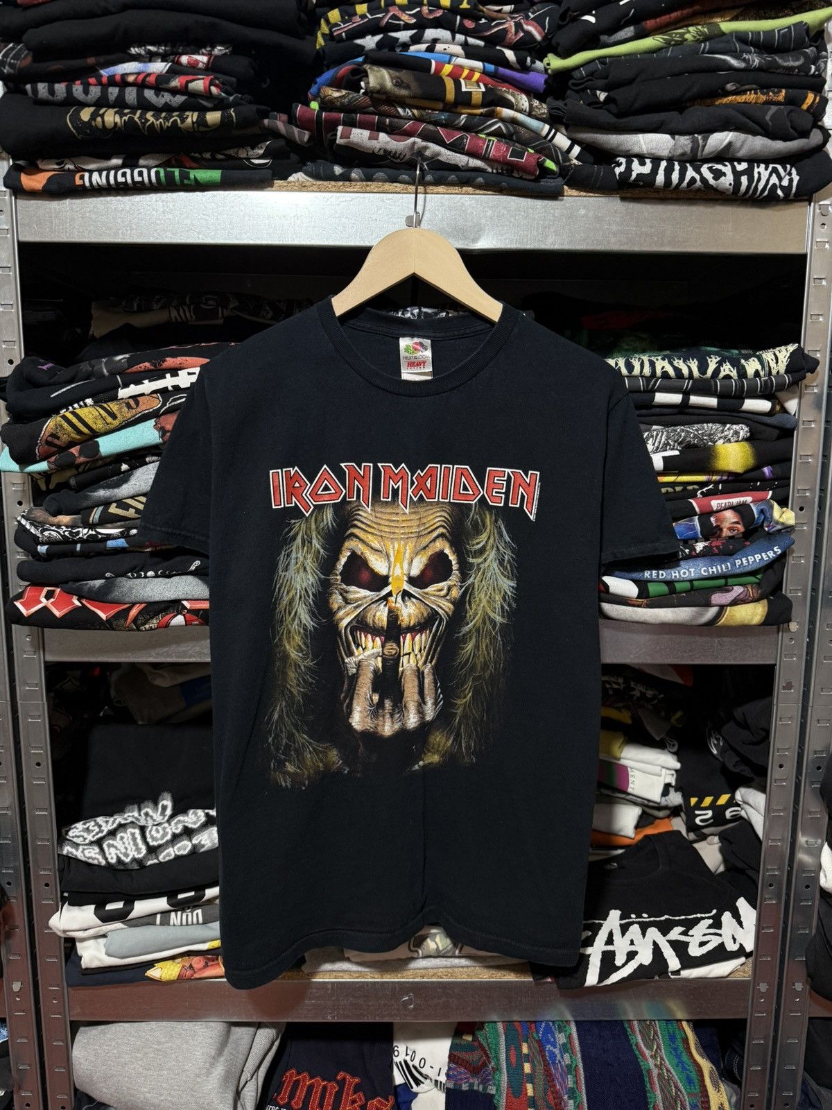 Band Tees Vintage 2007 Iron Maiden Eddie Candle Finger Rock T-Shirt Size US S / EU 44-46 / 1 - 1 Thumbnail