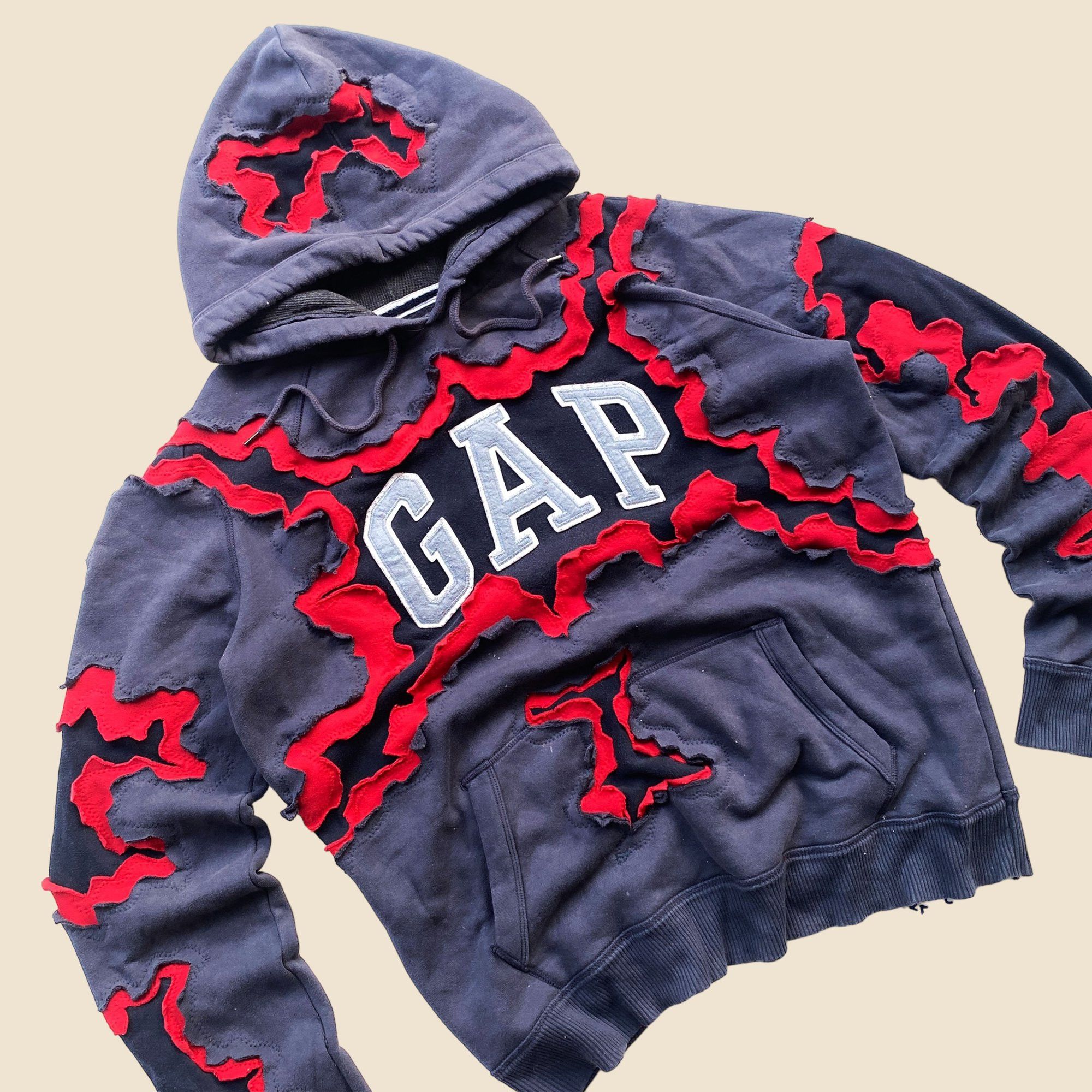 Gap × Handmade 1 OF 1 REWORKED GAP CRACKED 3 TONED HOODIE SIZE L Size US L / EU 52-54 / 3 - 2 Thumbnail
