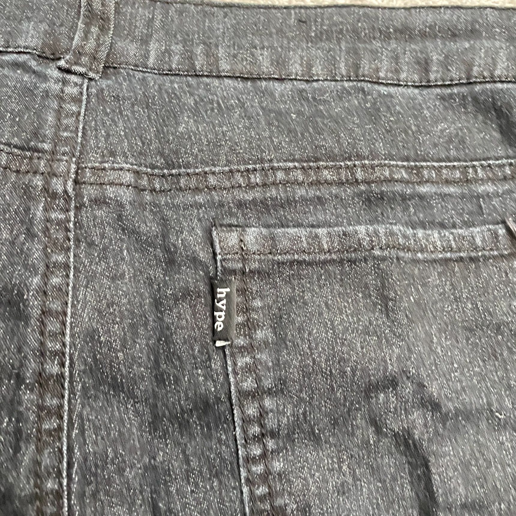 Vintage Hype Boyfriend Jeans Shorts Womens Black Dark Wash High Rise 32x3 Denim 11 Casual 5-Pocket Design Logo Button Zipper Modern Womens Size 32" / US 10 / IT 46 - 7 Thumbnail