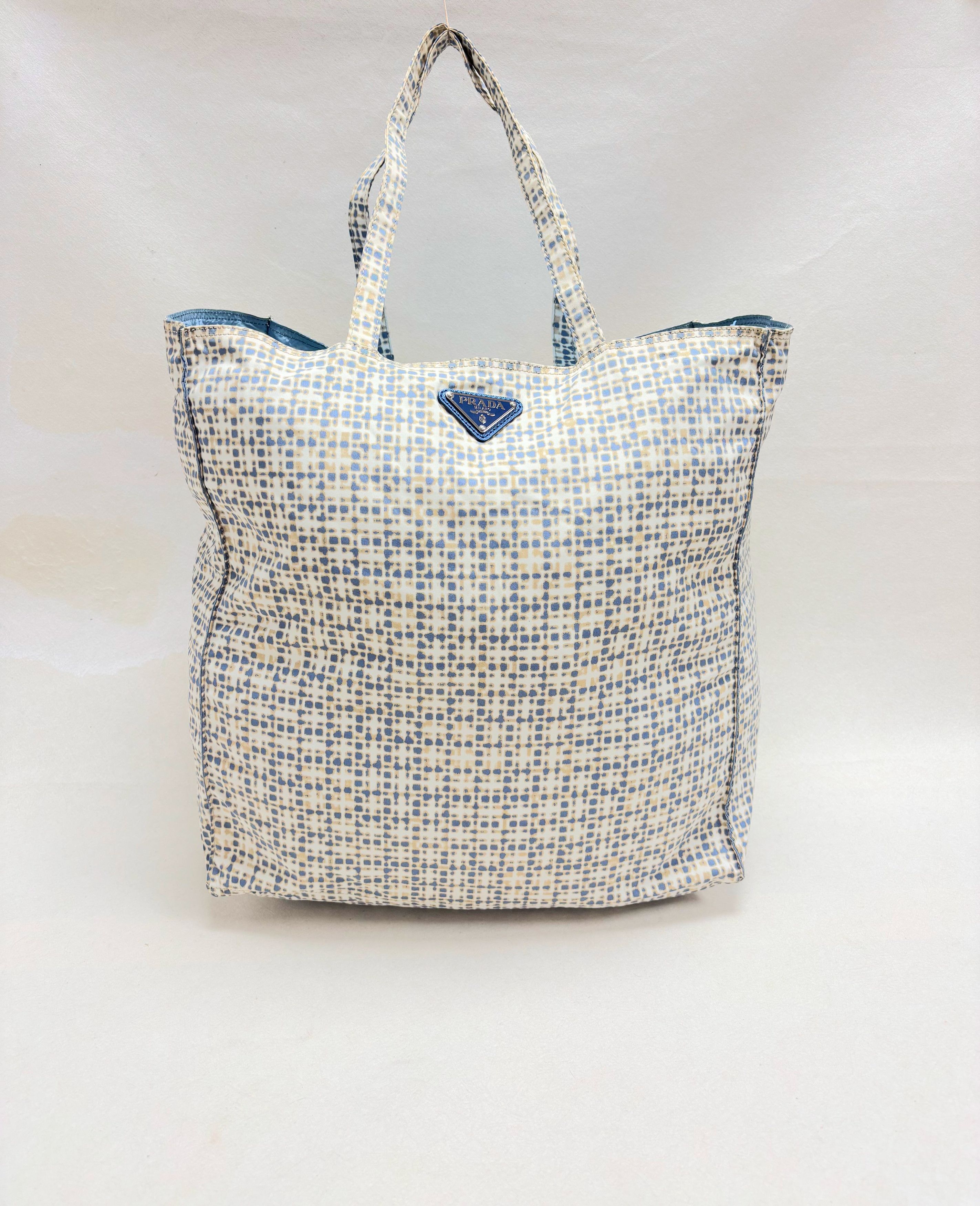 Prada Sac Shopping Tote Size ONE SIZE - 1 Thumbnail