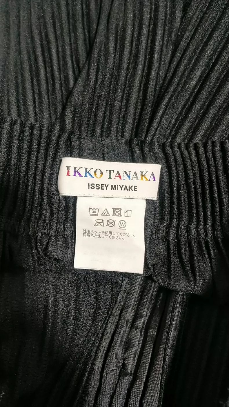 Issey Miyake Issey Miyake size:2 Black pleated trousers Size 22" - 3 Thumbnail