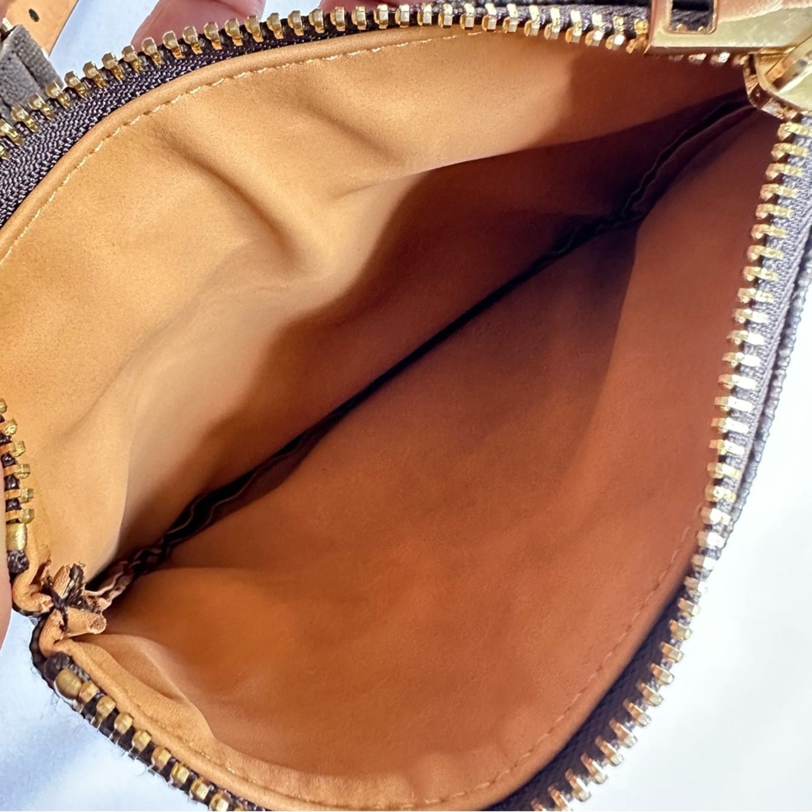 Michael Kors New Michael Kors Small Belt Bag Size ONE SIZE - 5 Thumbnail