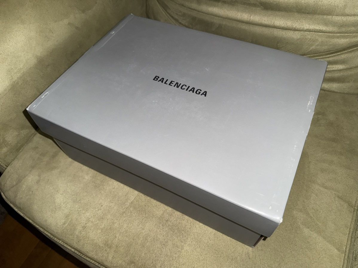 Balenciaga Balenciaga Tyrex Unisex Shoes, OG Box w/ dust & tote bag NEW Size US 7 / IT 37 - 2 Thumbnail