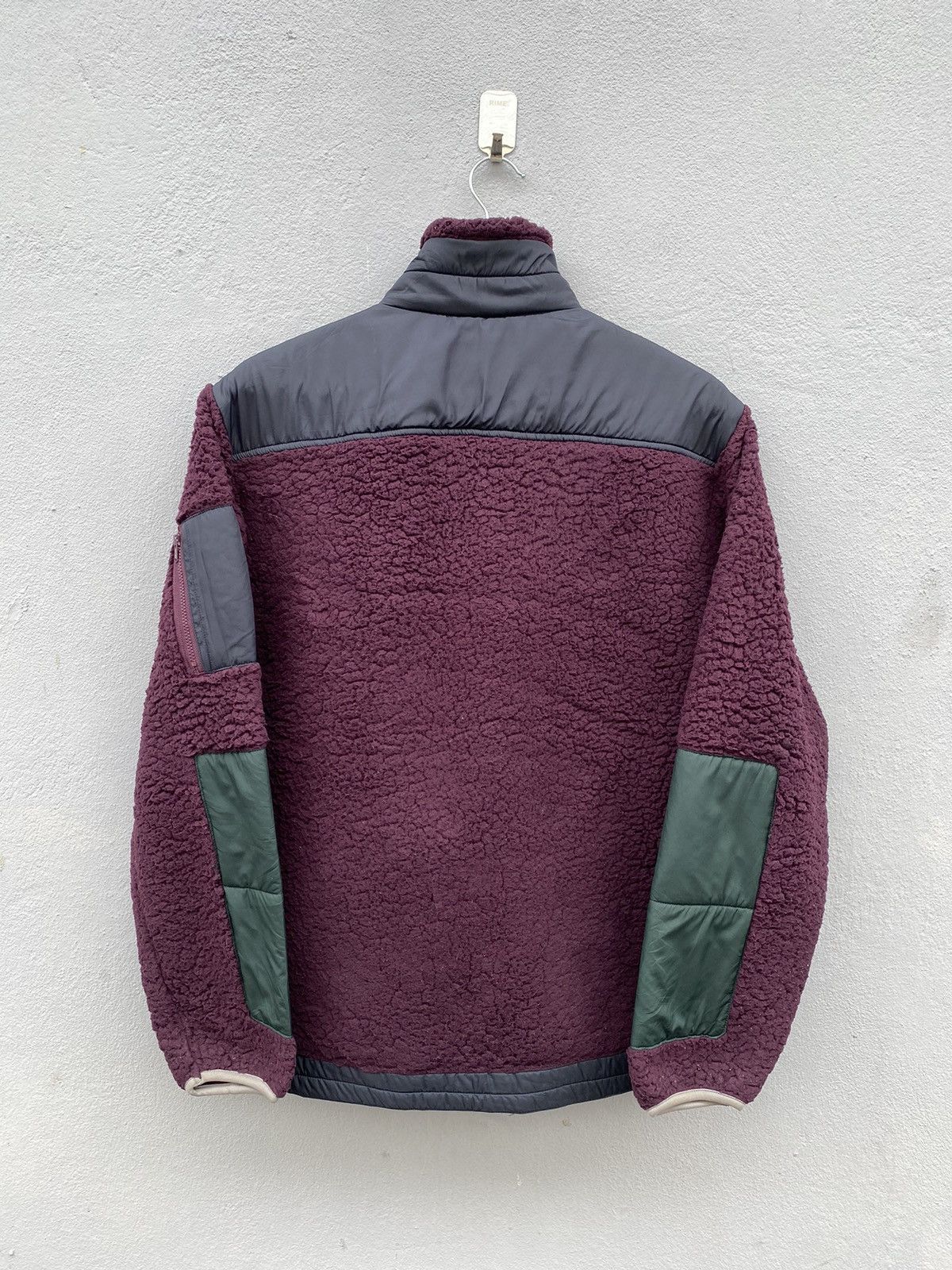 Undercover × Uniqlo Uniqlo x Undercover “UU” Purple Padded Fleece Jacket Size US M / EU 48-50 / 2 - 11 Thumbnail