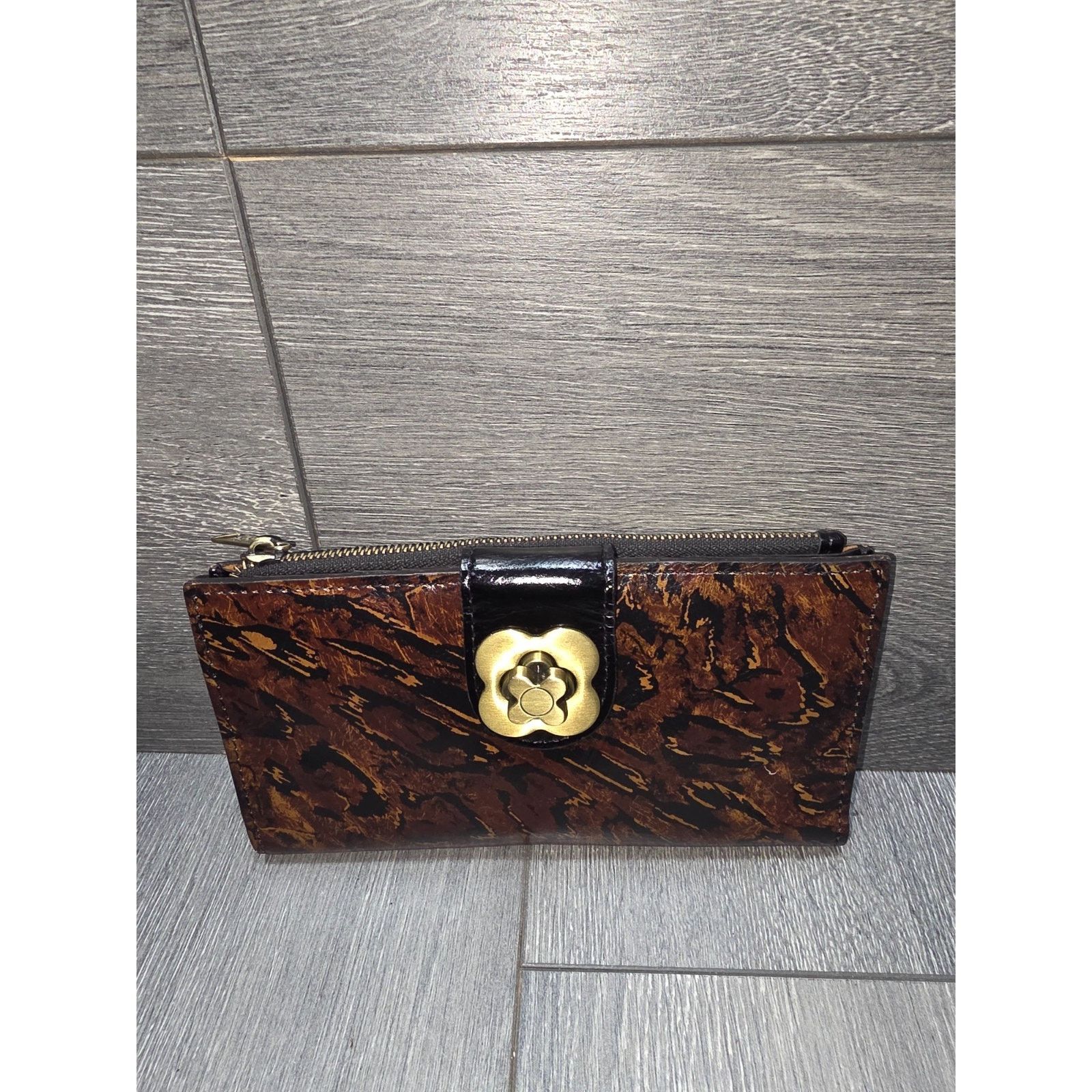 Patricia Nash Patricia Nash Leather Large Wallet Brown A390997 Size ONE SIZE - 4 Thumbnail