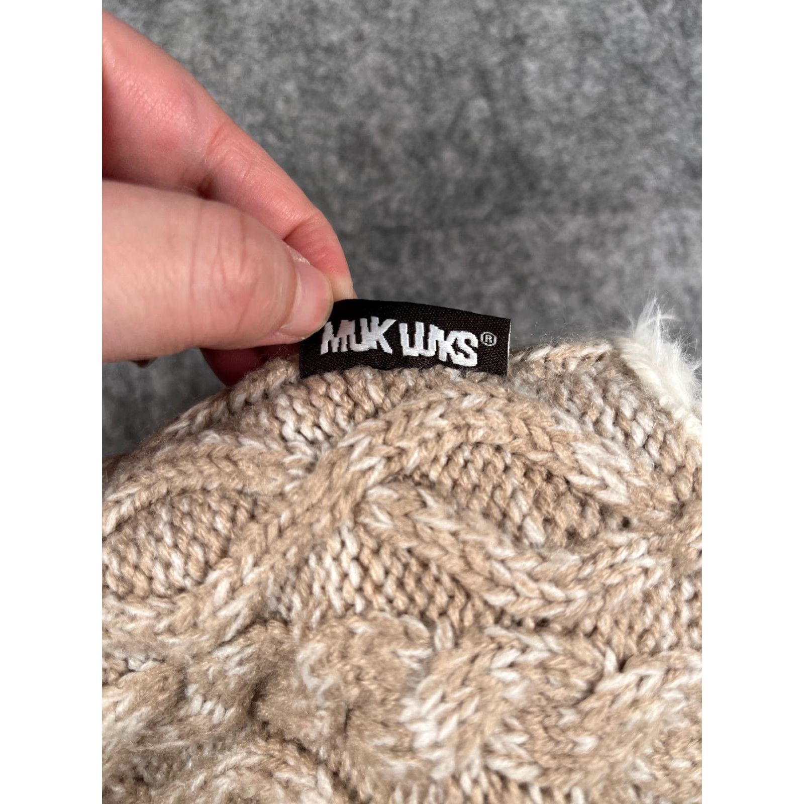 Vintage VINTAGE Muk Luks Beanie Hat Womens One Size Pink White Acrylic Faux Fur Ear Flap Winter 90s Mens? Womens Size ONE SIZE - 5 Thumbnail