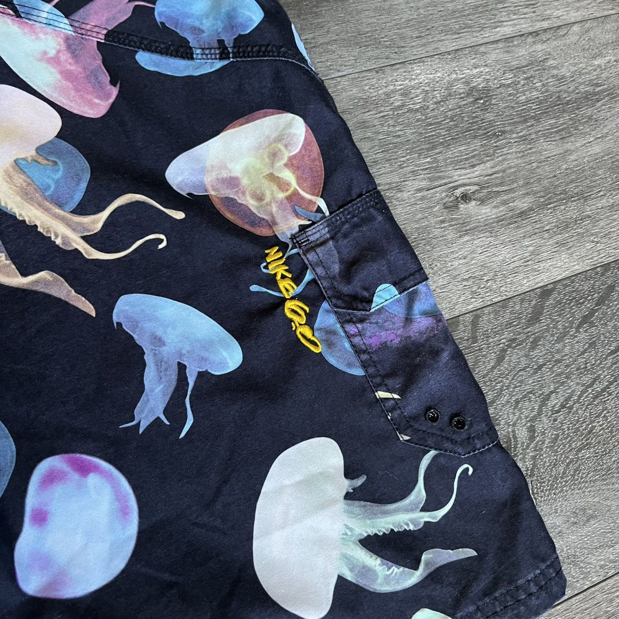 Nike Vintage Nike 6.0 Jellyfish All Over Print Swim Trunks Shorts Size US 30 / EU 46 - 3 Thumbnail