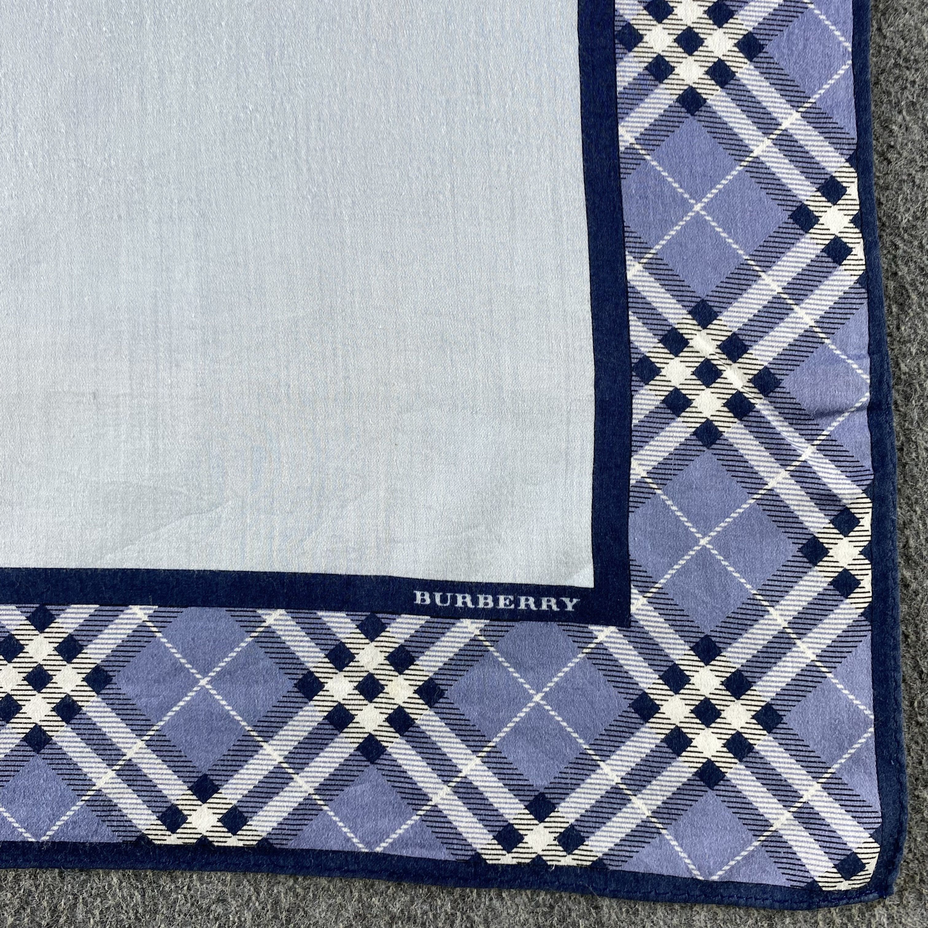Burberry × Vintage Burberry Handkerchief/Neckerchief/Bandana HC726 Size ONE SIZE - 3 Thumbnail