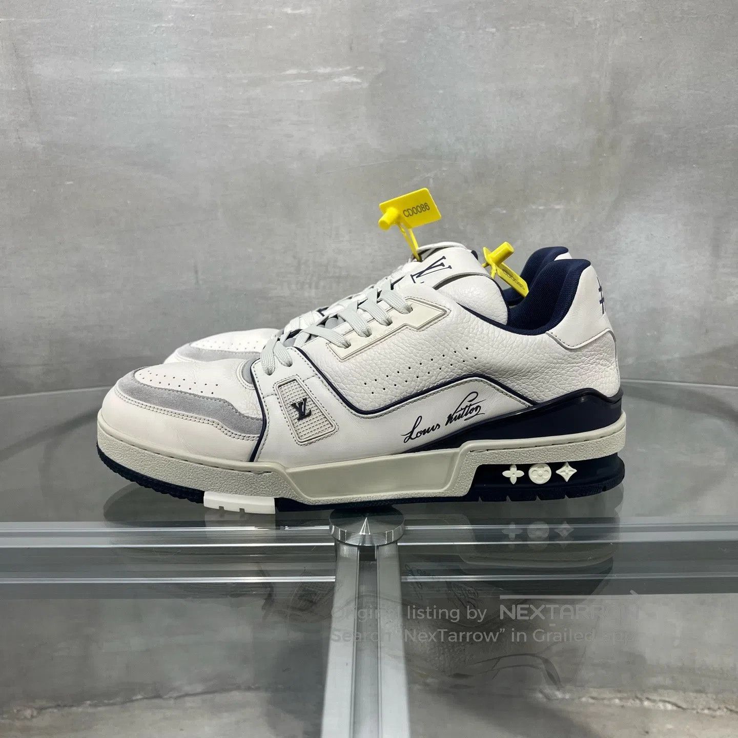 Louis Vuitton Louis Vuitton Trainer White Blue Cement board shoes Size US 9 / EU 42 - 3 Thumbnail