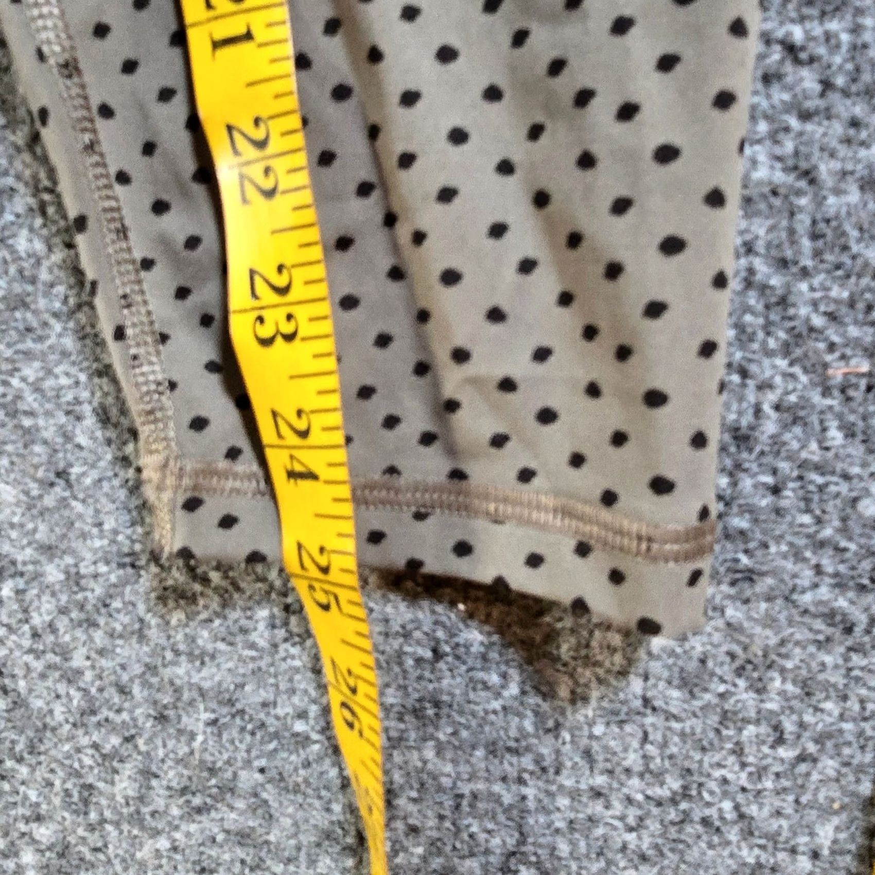 Everlane Everlane Pants Womens Size Large Gray Polka Dot Perform Ankle Stretch Leggings Size 36" / US 14 / IT 50 - 6 Thumbnail