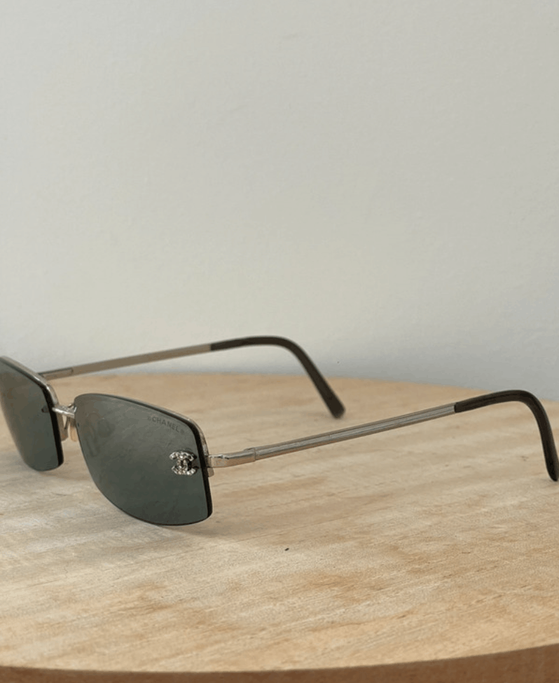 Chanel Chanel Sunglasses 4093-B CC Rhinestone Rimless 4017 Vintage Size ONE SIZE - 1 Thumbnail