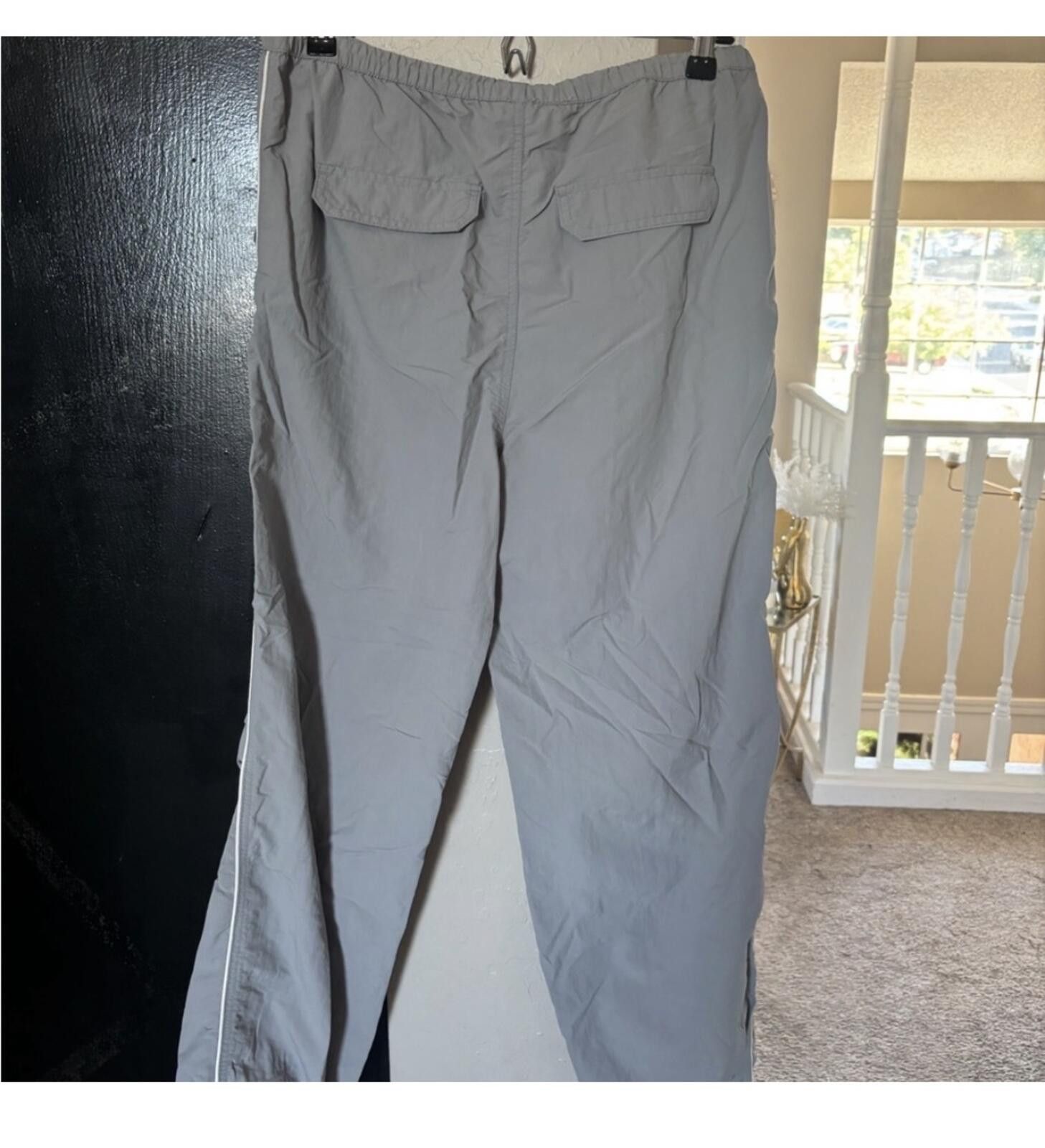 H&M (H&M) Gray and white jogger pants Size 28" / US 6 / IT 42 - 7 Thumbnail