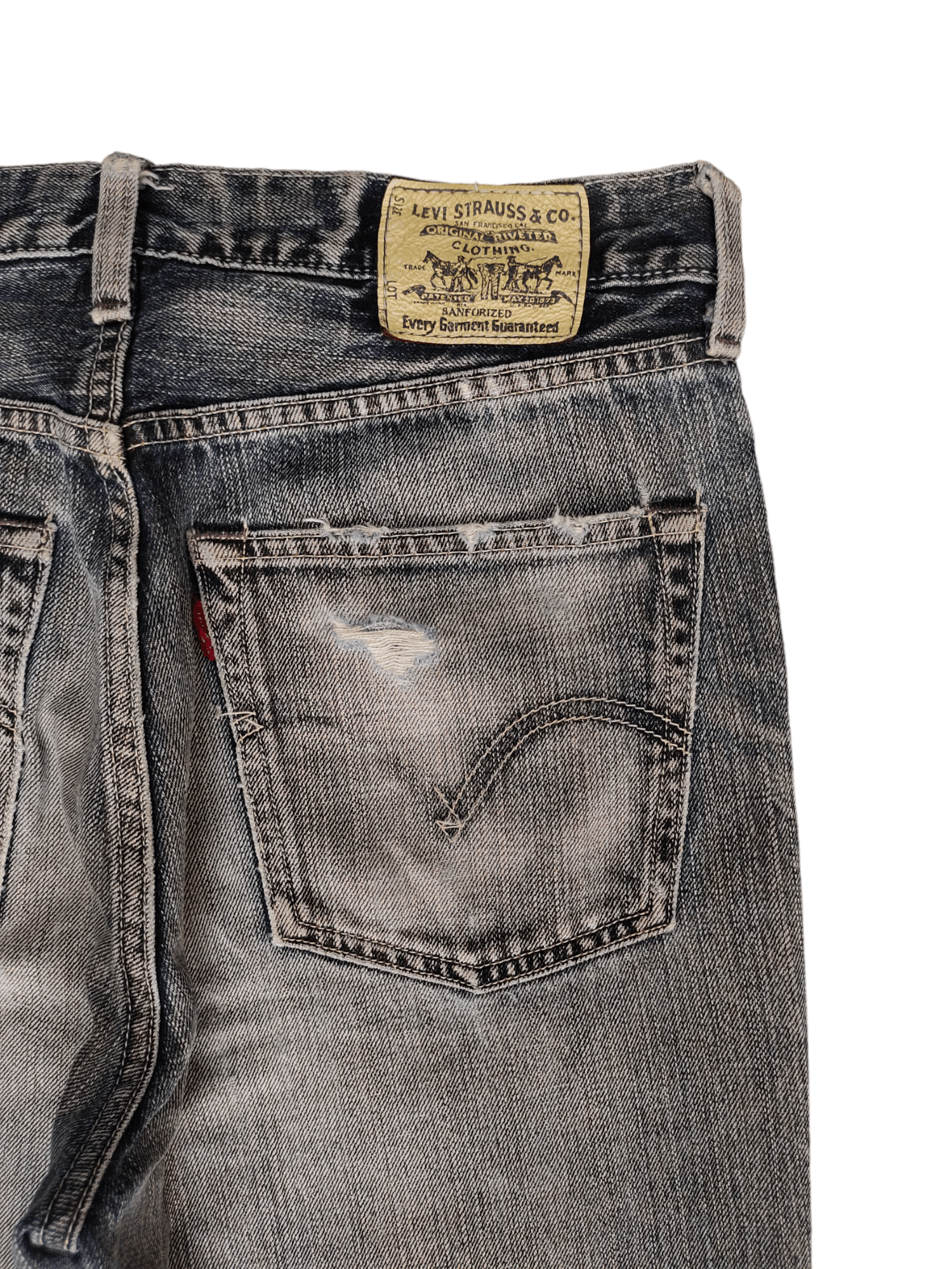 Levi's Vintage Levis Distress Faded Destroy Knee Denim Jeans Size US 32 / EU 48 - 14 Thumbnail