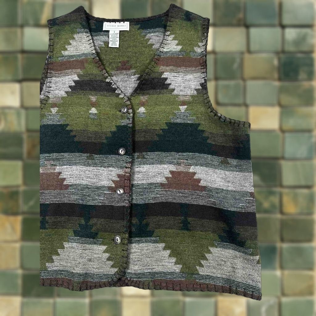 Vintage VINTAGE 90s Green Aztec Southwestern Vest Women L Sleeveless Cotton Blend Size L / US 10 / IT 46 - 1 Thumbnail