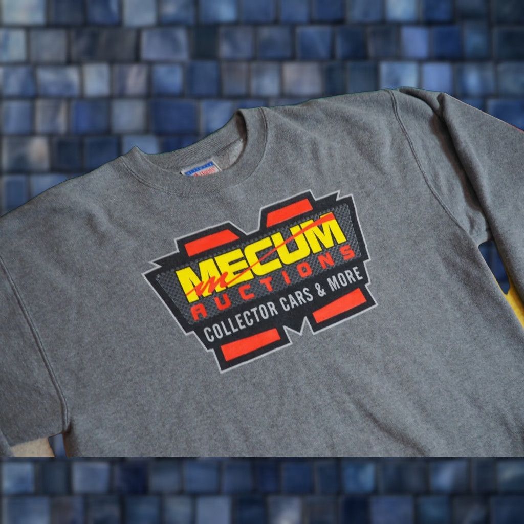 Hanes VTG 90s Hanes MECUM AUTO AUCTIONS Gray Pullover Sweatshirt Unisex Adult M Crew Neck Graphic Print 90s Cars Classic Vintage Size US M / EU 48-50 / 2 - 1 Thumbnail