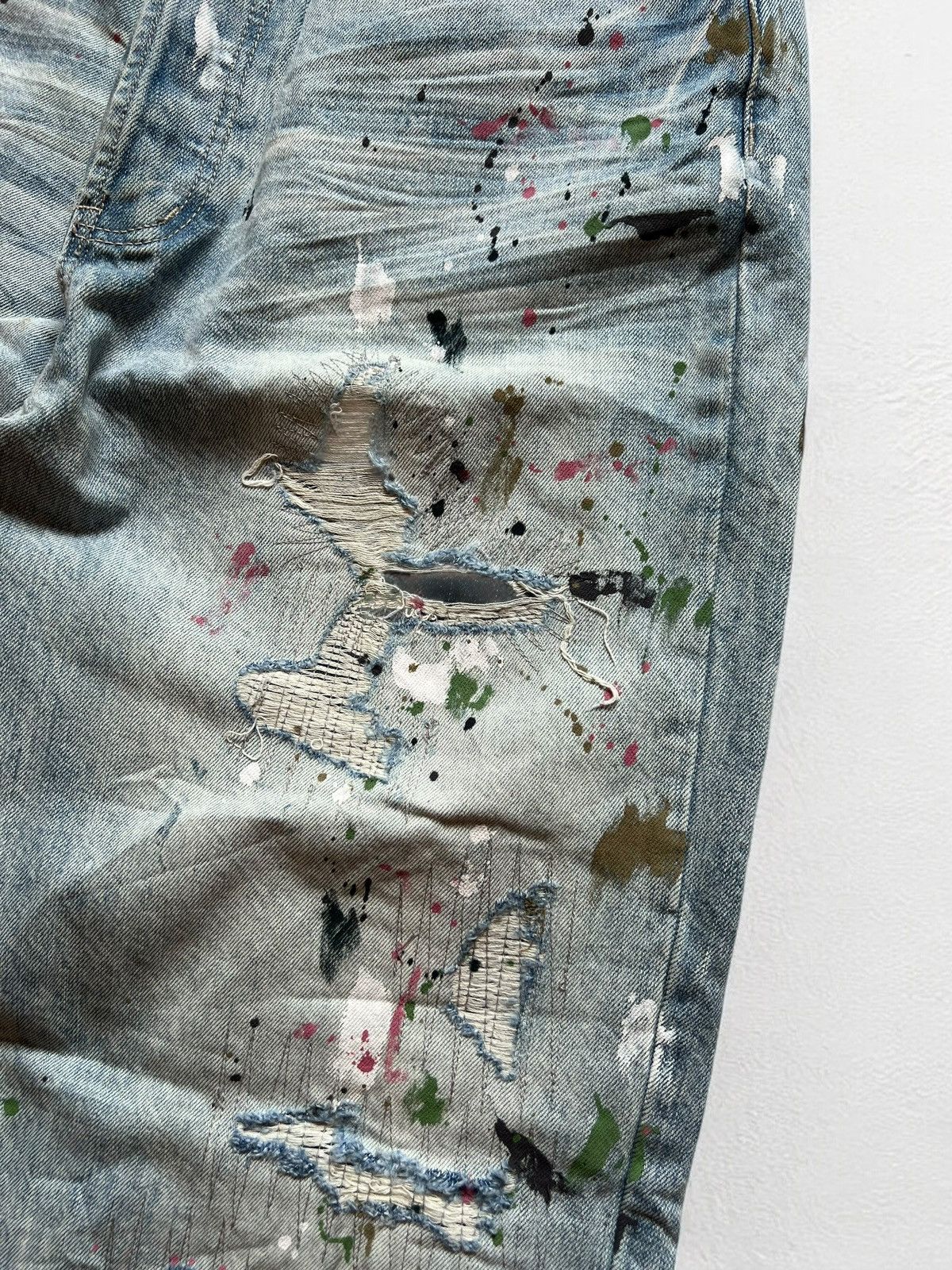 Designer × Japanese Brand UNKNOWN DESIGNER RIPPED DENIM JEANS DISTRESSED PAINTED Size US 34 / EU 50 - 7 Thumbnail