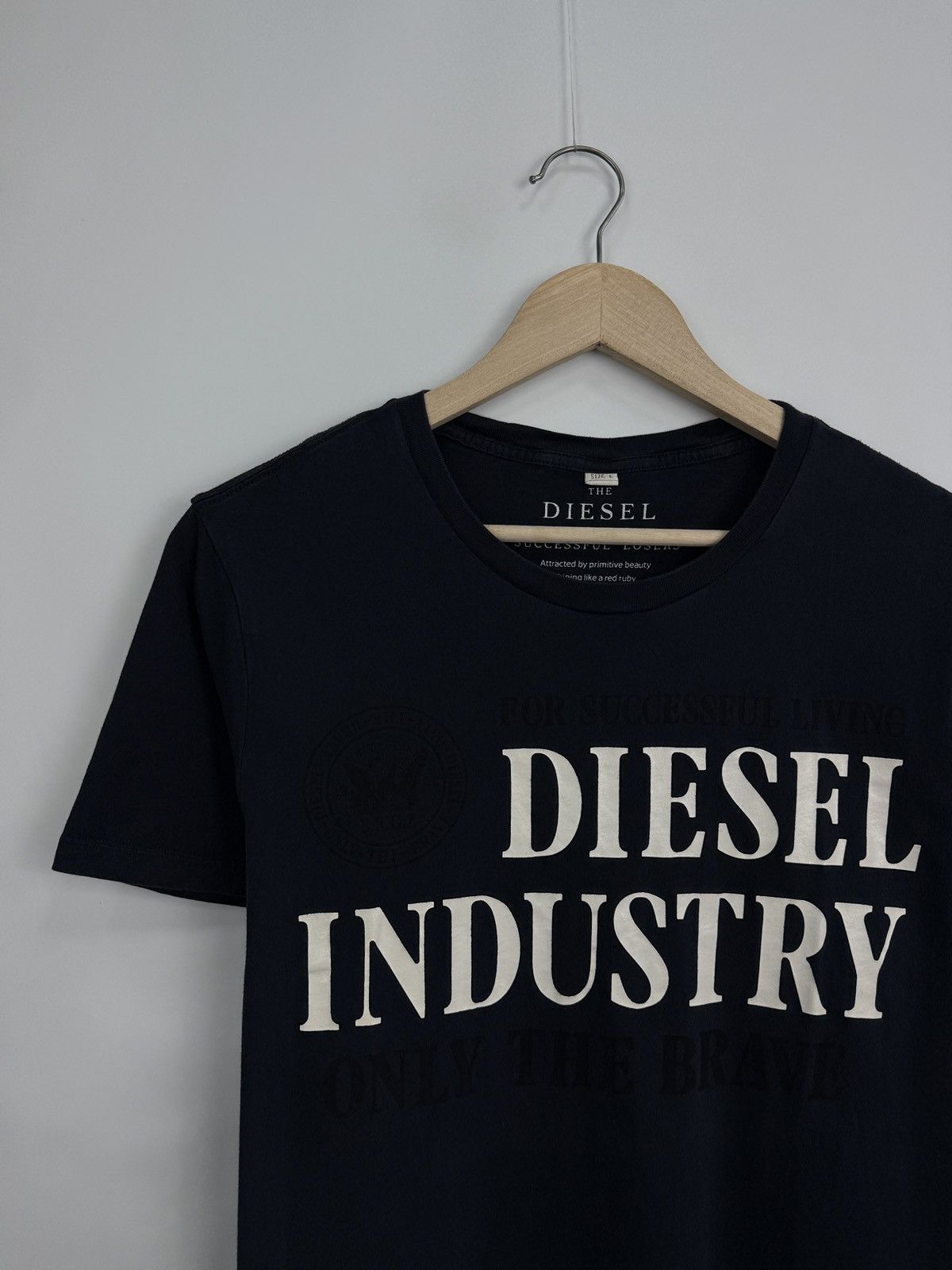 Diesel 🇺🇸 Vintage Y2K Diesel Industry Only The Brave T-Shirt Rare Size US M / EU 48-50 / 2 - 2 Thumbnail