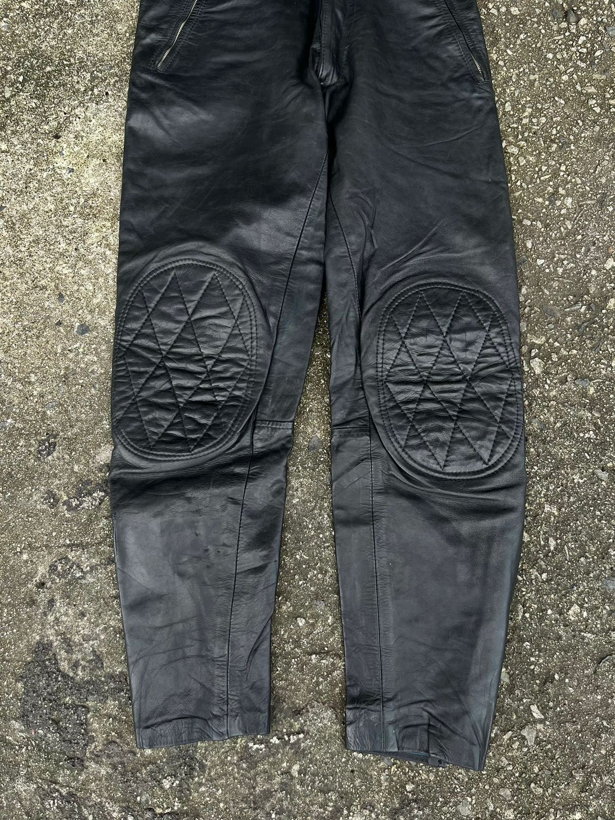 Genuine Leather × Japanese Brand × Vintage genuine leather high waist buckle pants rick owens style Size 30" / US 8 / IT 44 - 2 Thumbnail