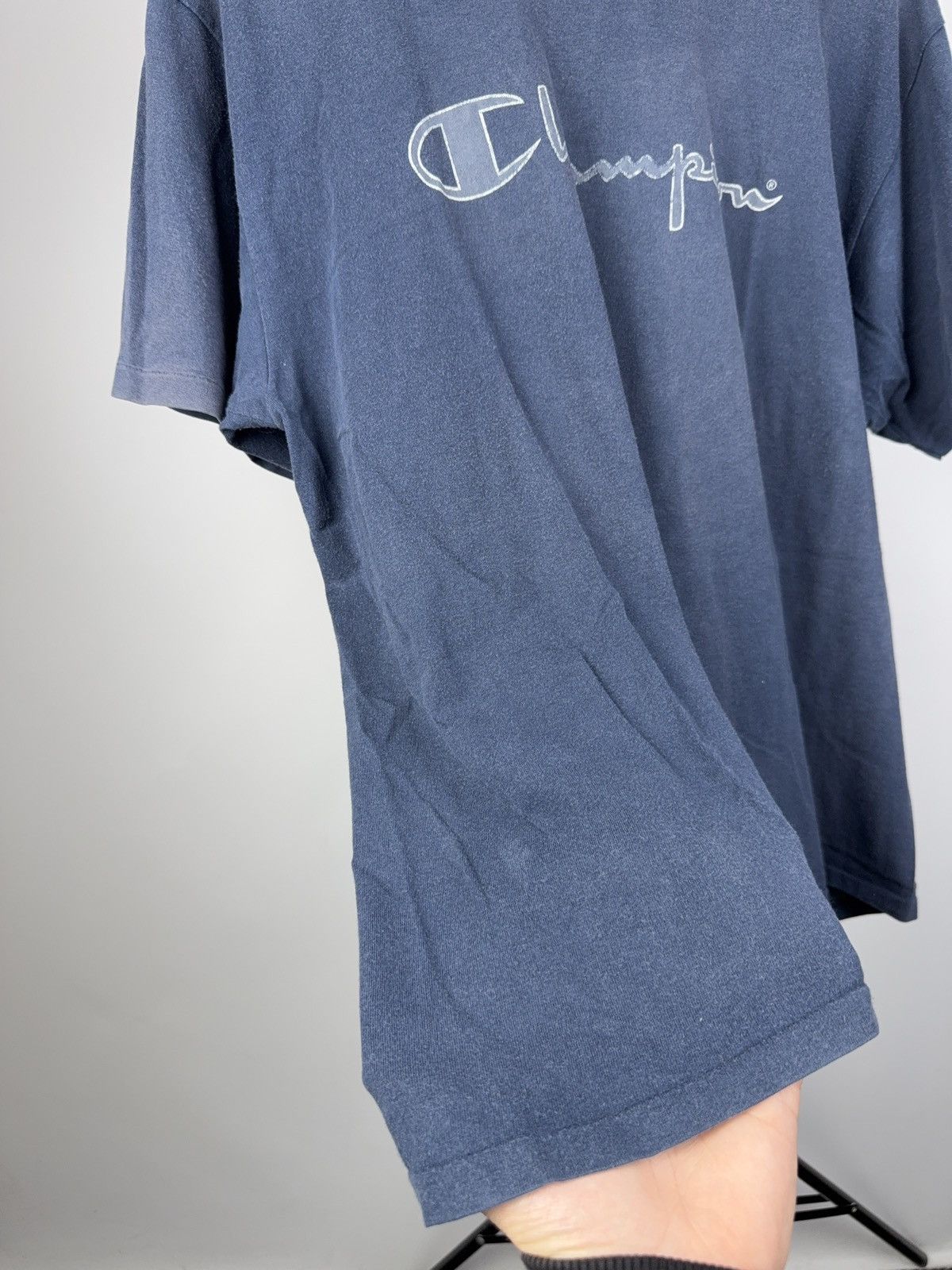 Champion 90s Champion Vintage Faded Single Stitch Logo Tee Navy Size US L / EU 52-54 / 3 - 5 Thumbnail