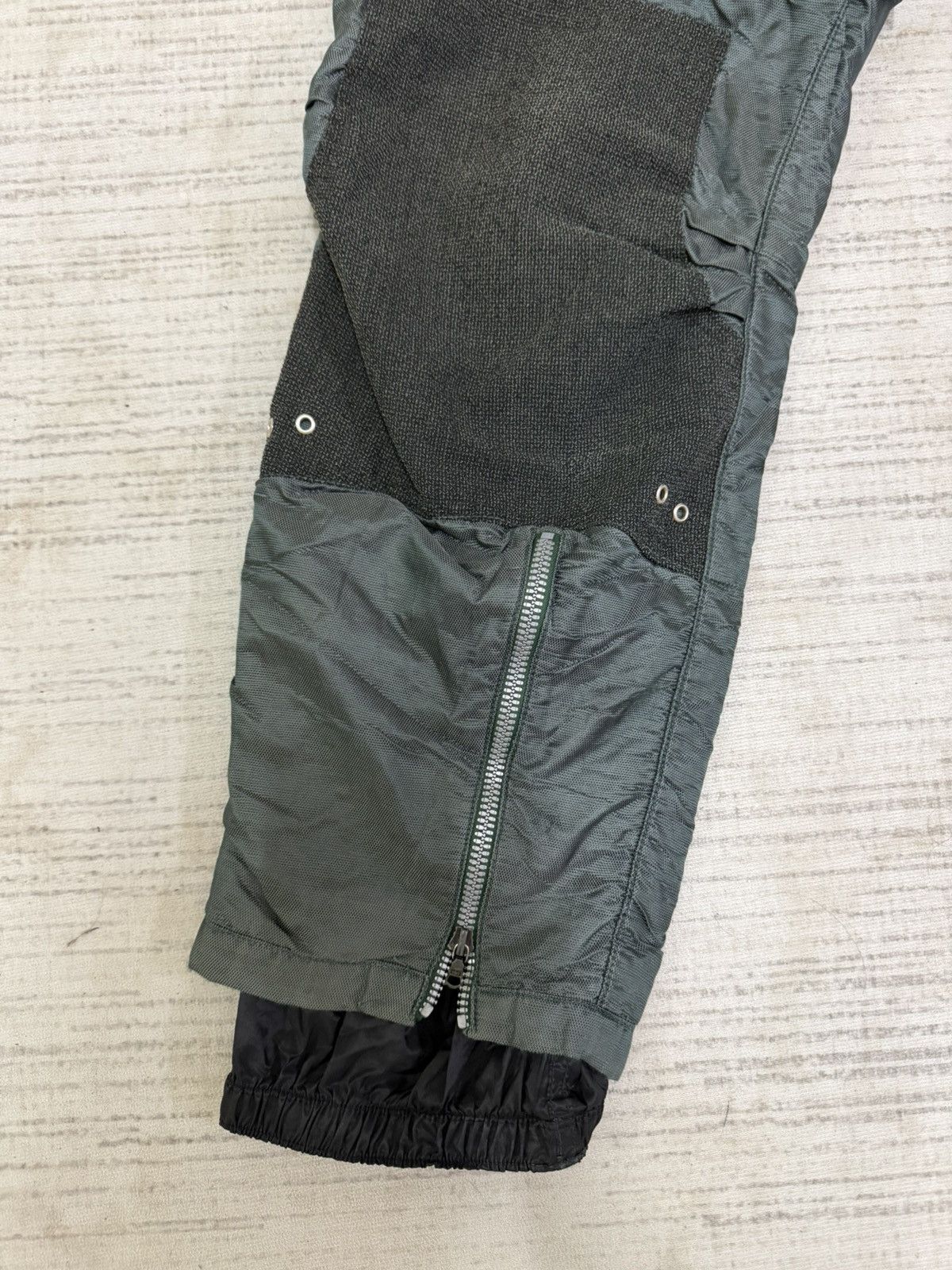 Vintage Vintage 80s riri zip made in italy cargo pant Size US 32 / EU 48 - 2 Thumbnail