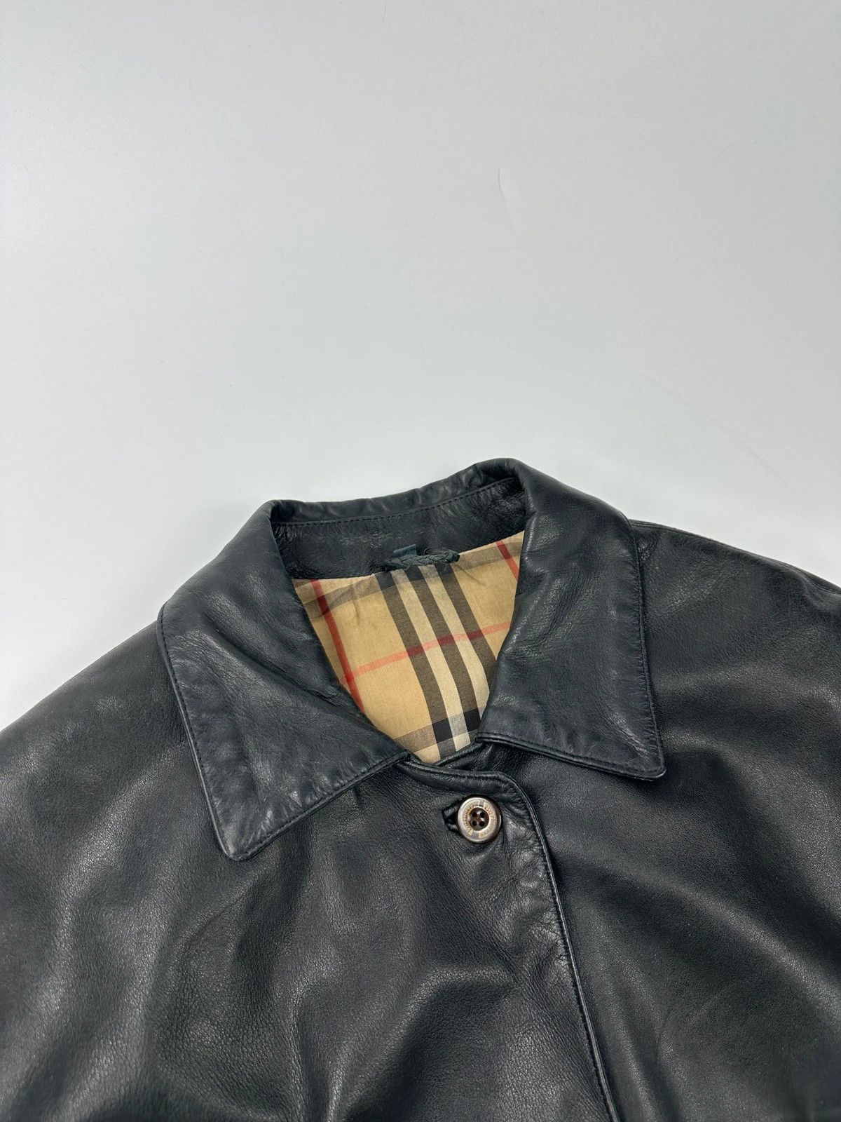 Burberry Burberrys 90s Black Leather Trench Coat Tartan Monogram Size US L / EU 52-54 / 3 - 3 Thumbnail