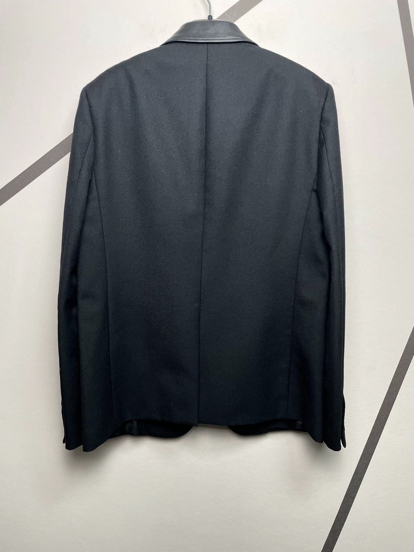 Saint Laurent Paris Authentic Saint Laurent SLP Spring/Summer 2019 runway style Size 50R - 2 Thumbnail
