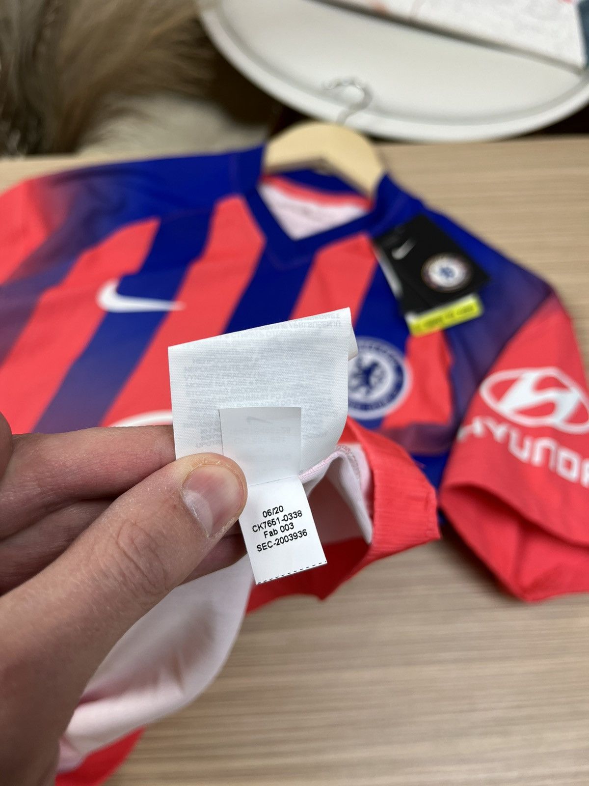 Nike CHELSEA LONDON 2020/2021 FOOTBALL SOCCER HAVERTZ JERSEY Size US M / EU 48-50 / 2 - 11 Thumbnail