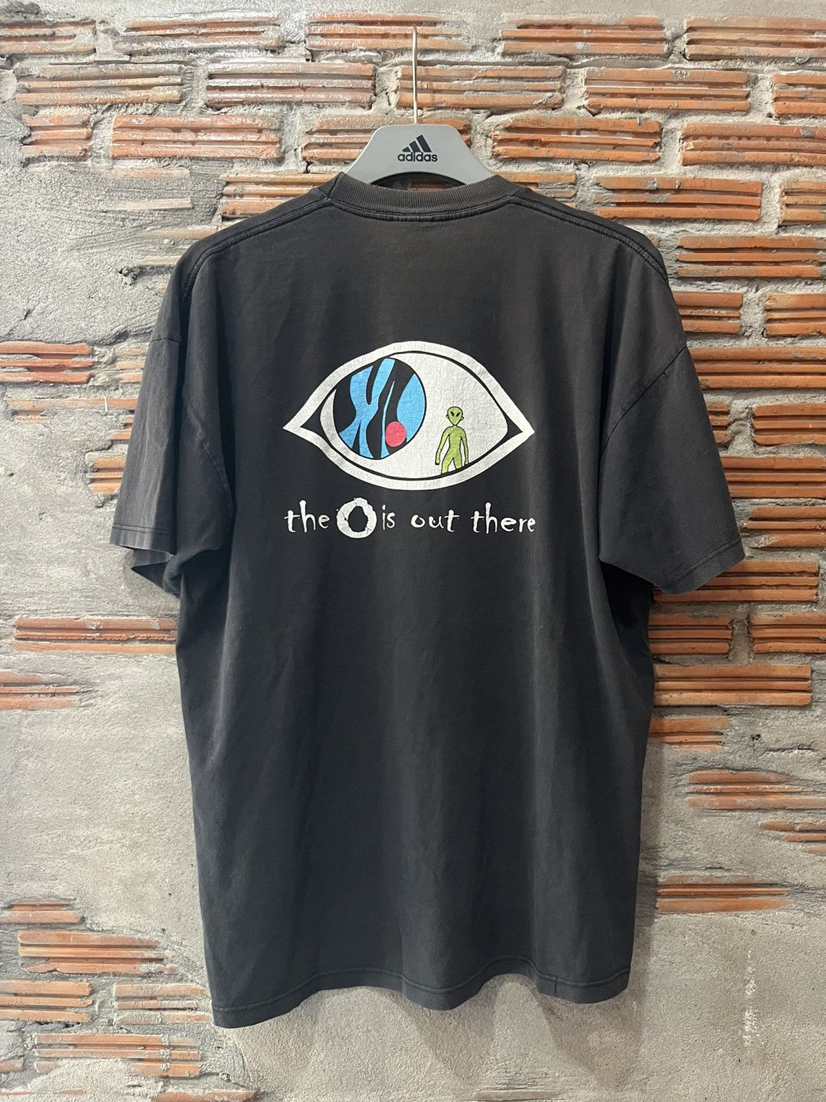 Arts & Science Vintage Oakley parody The X Files 90’s Tshirt Size US XL / EU 56 / 4 - 3 Thumbnail