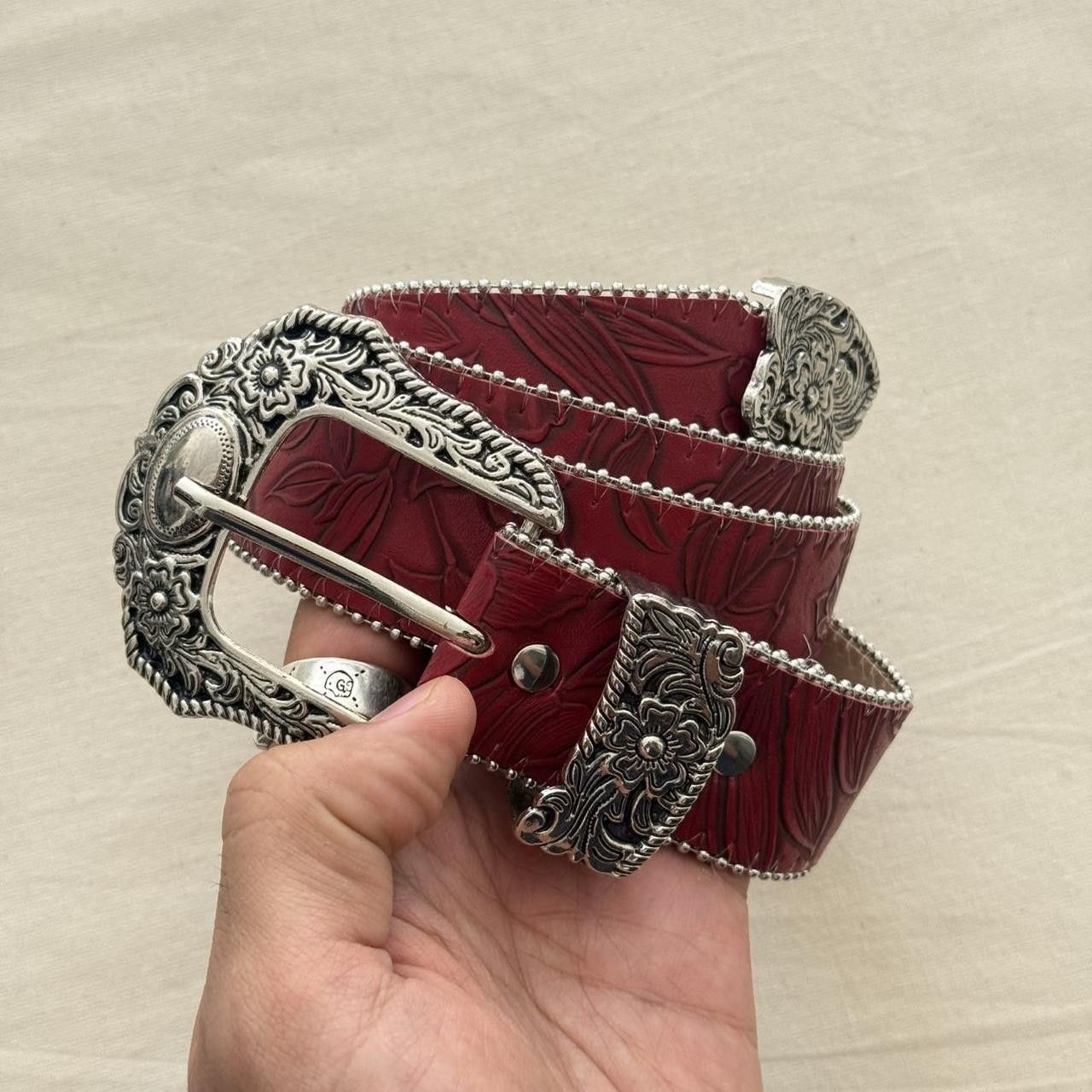 Cowboy Equipment y2k style red american western floral design belt Size ONE SIZE - 1 Thumbnail