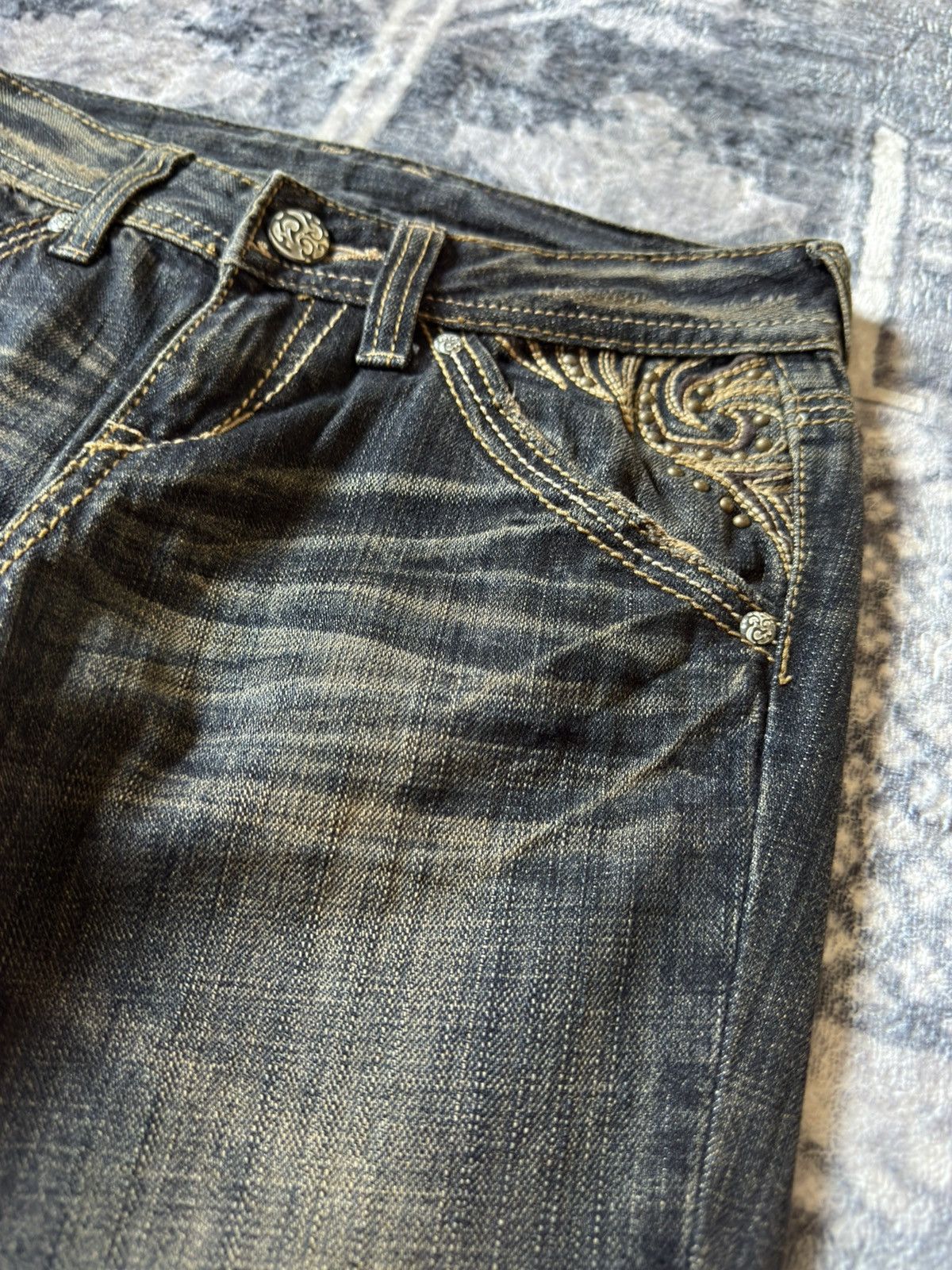 Tornado Mart Cecil McBee Mud Wash Studded Tribal Flare Jeans Size US 27 - 11 Thumbnail