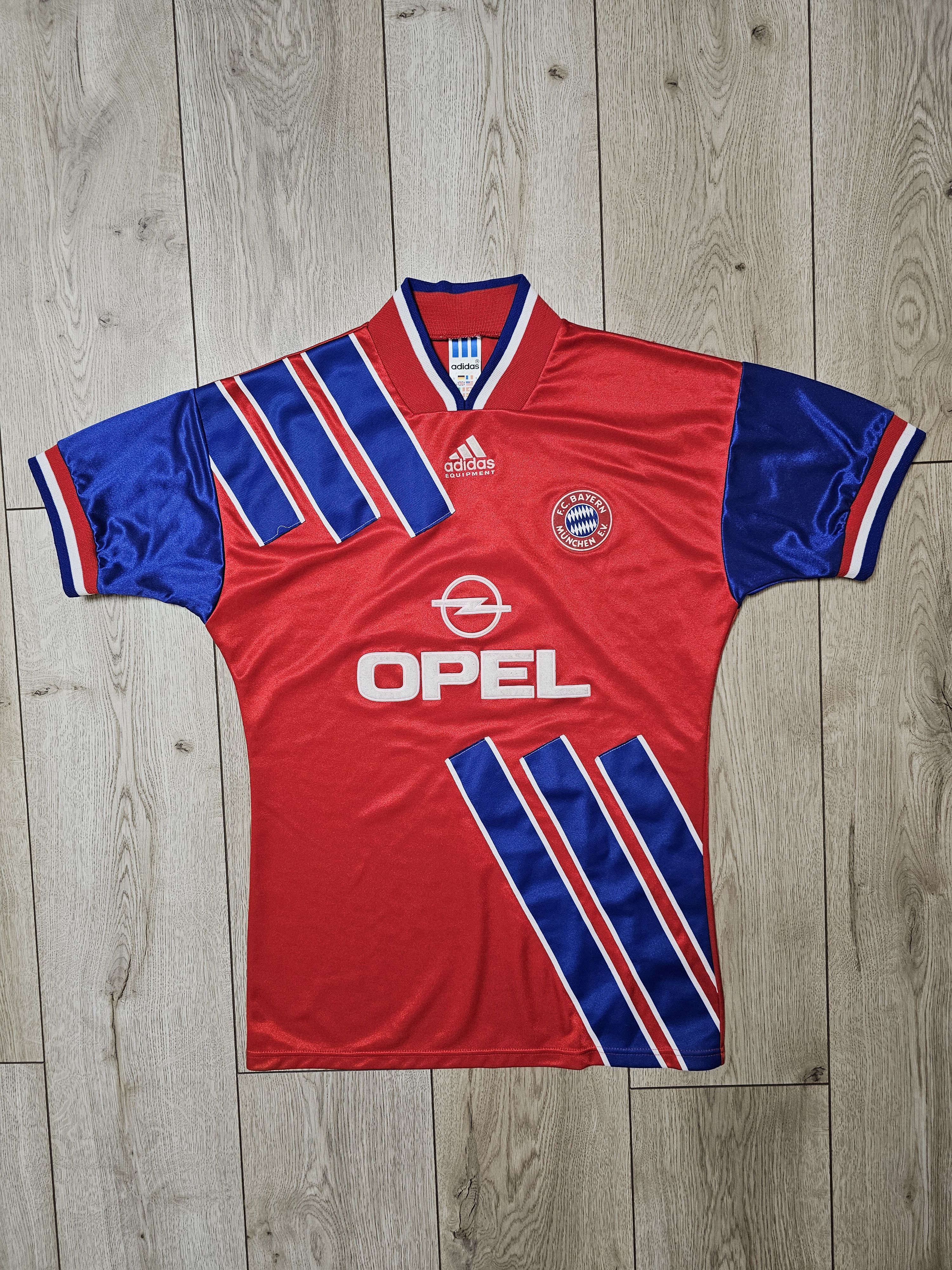 Adidas × Vintage BAYERN MUNICH 1993 1995 HOME FOOTBALL SHIRT SOCCER JERSEY Size US S / EU 44-46 / 1 - 1 Thumbnail