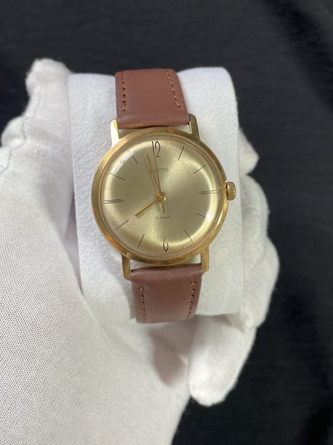Vintage Vintage Watch Vostok Soviet USSR Mechanical Retro 1970s Size ONE SIZE - 10 Thumbnail