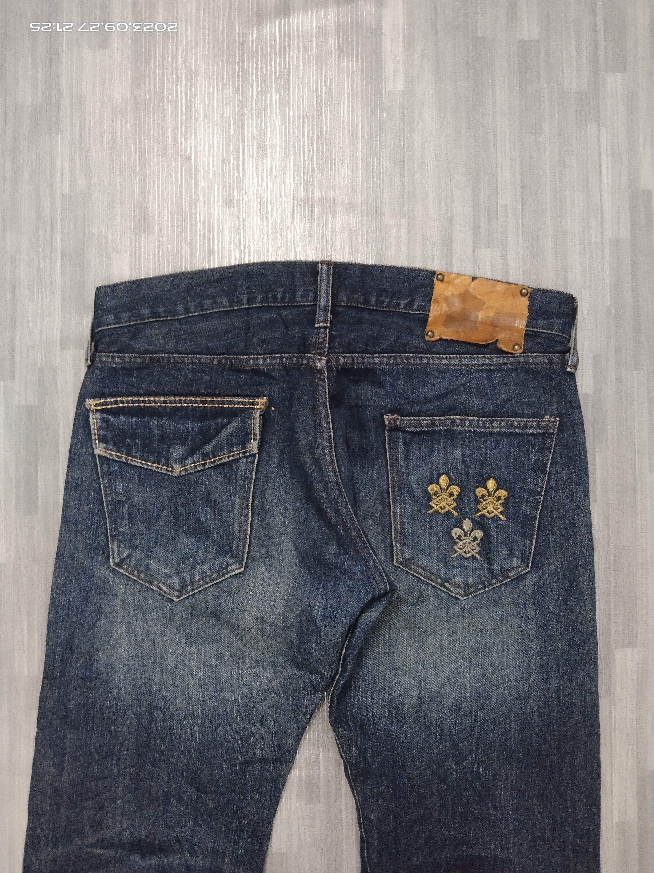 Japanese Brand FLARE SiCK STUDDED ROI JEANS DENIM PANTS Size US 31 - 5 Thumbnail