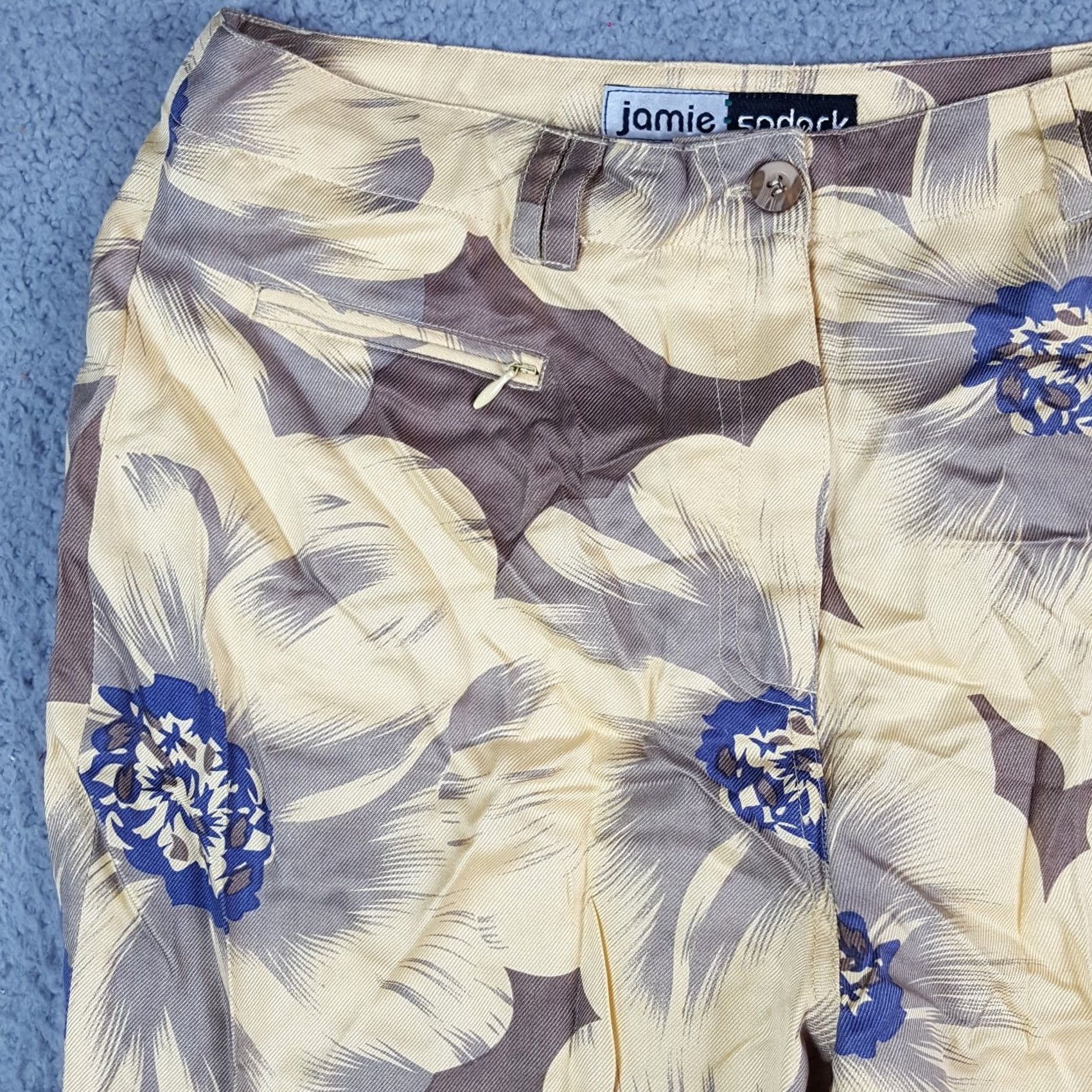 Vintage Vintage Jamie Sadock Capris Women's 8 Yellow Floral Silk Flower Capri Pants Size 30" / US 8 / IT 44 - 3 Thumbnail