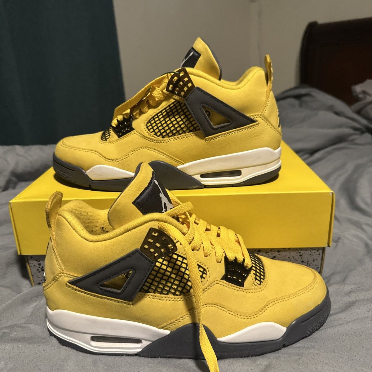 Jordan Brand Jordan 4 lighting size 8.5 Size US 8 / EU 41 - 2 Thumbnail