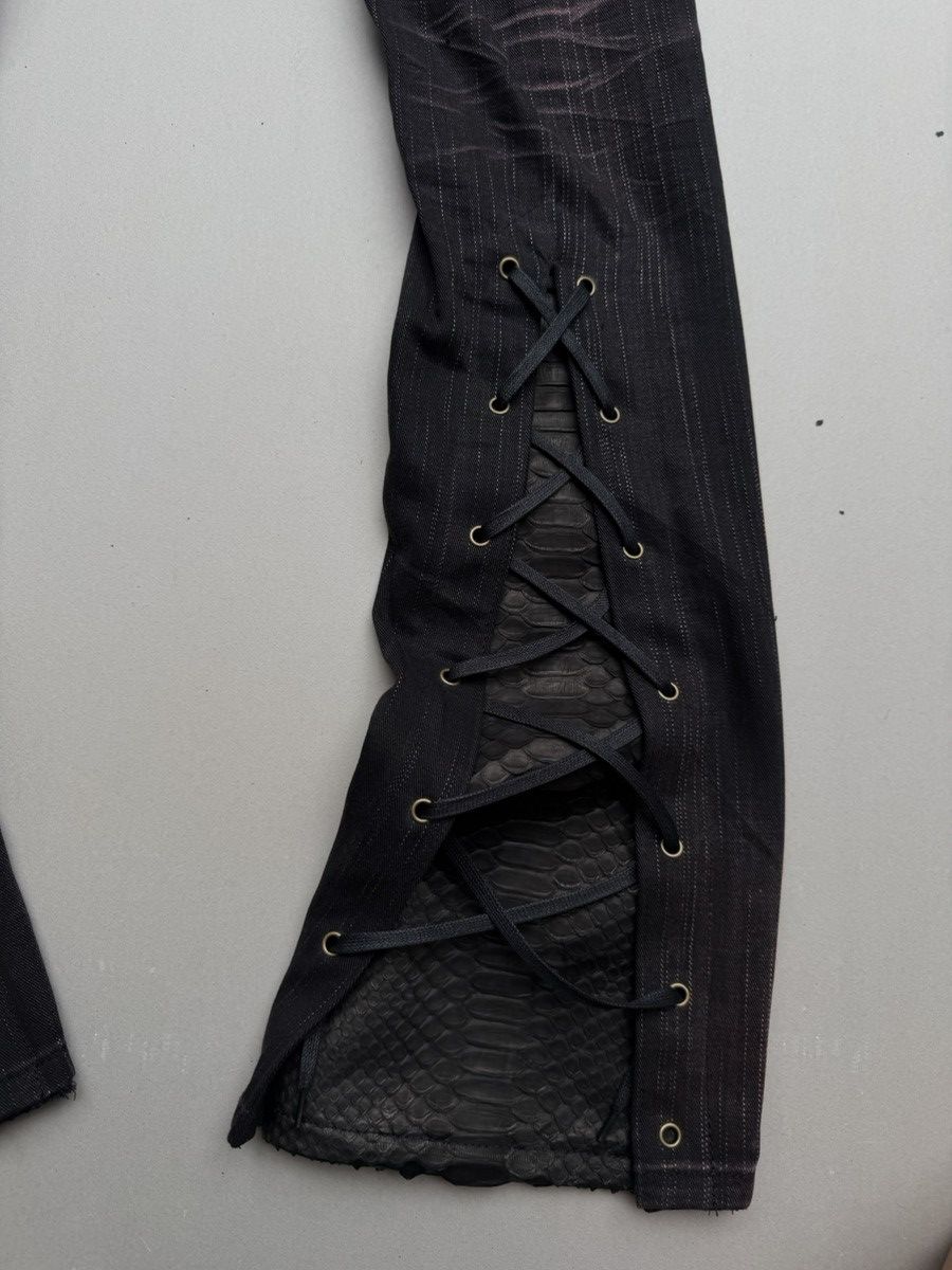 Japanese Brand The black gene lace up flare jeans Size US 29 - 5 Thumbnail