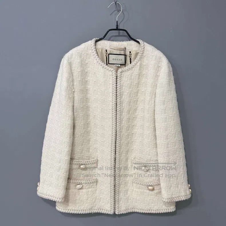 Gucci Beige small fragrant style knitted coat