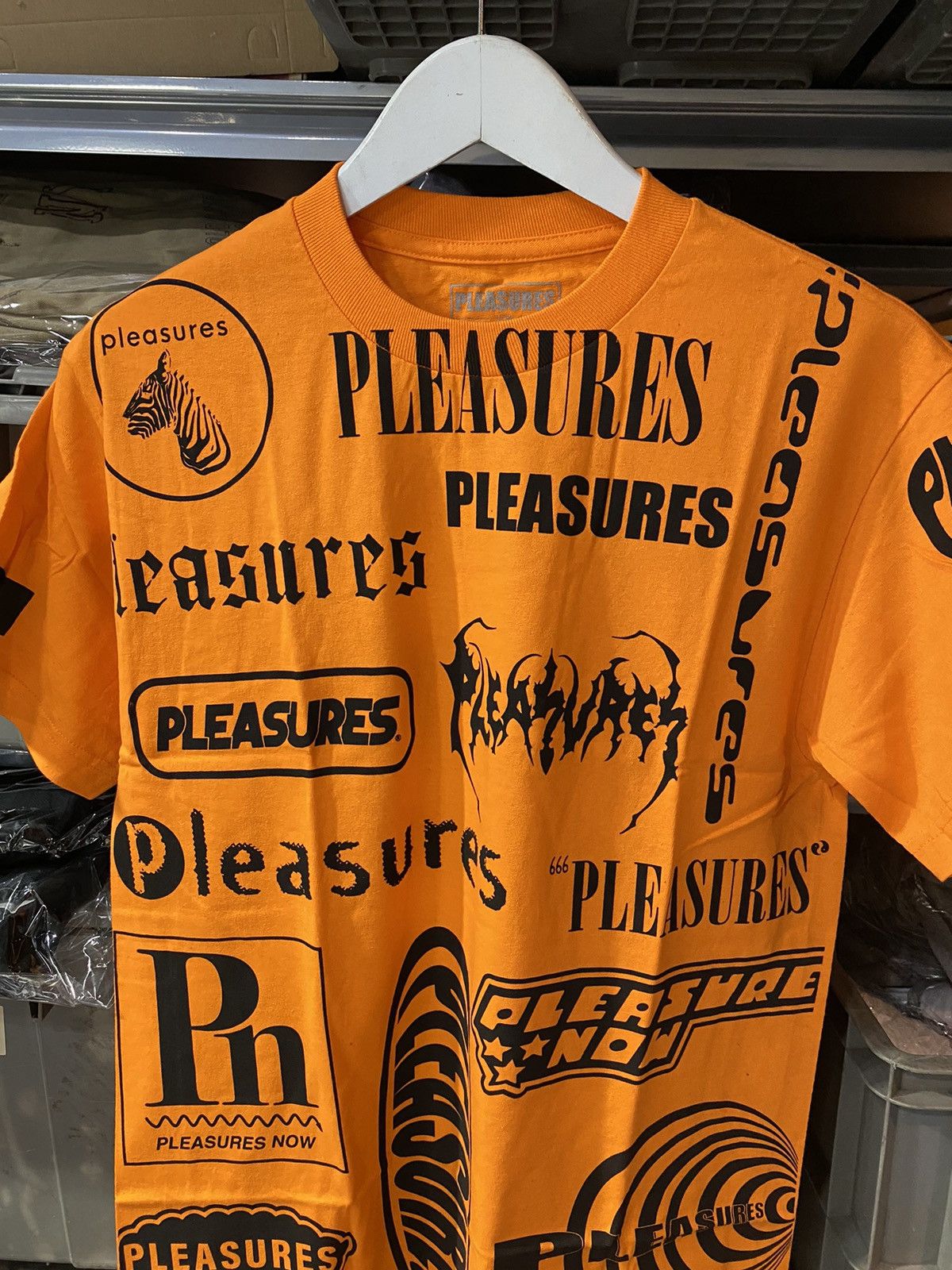 Pleasures FW18 DS Pleasures Logorama T-Shirt Size US M / EU 48-50 / 2 - 3 Thumbnail