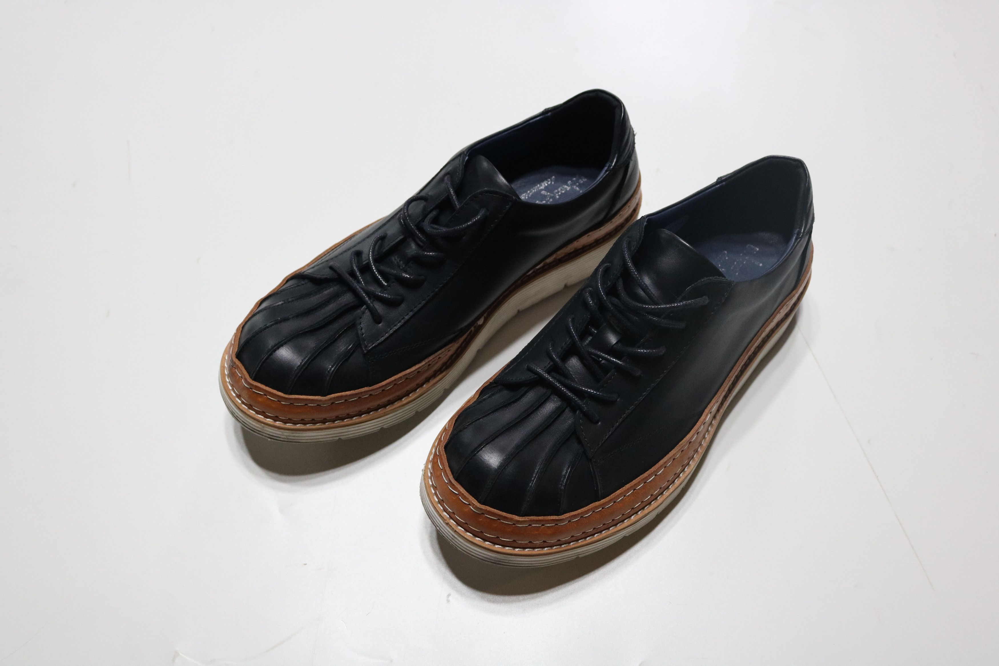 Japanese Brand WHOOP DE DOO leather shoes Size US 9 / EU 42 - 2 Thumbnail