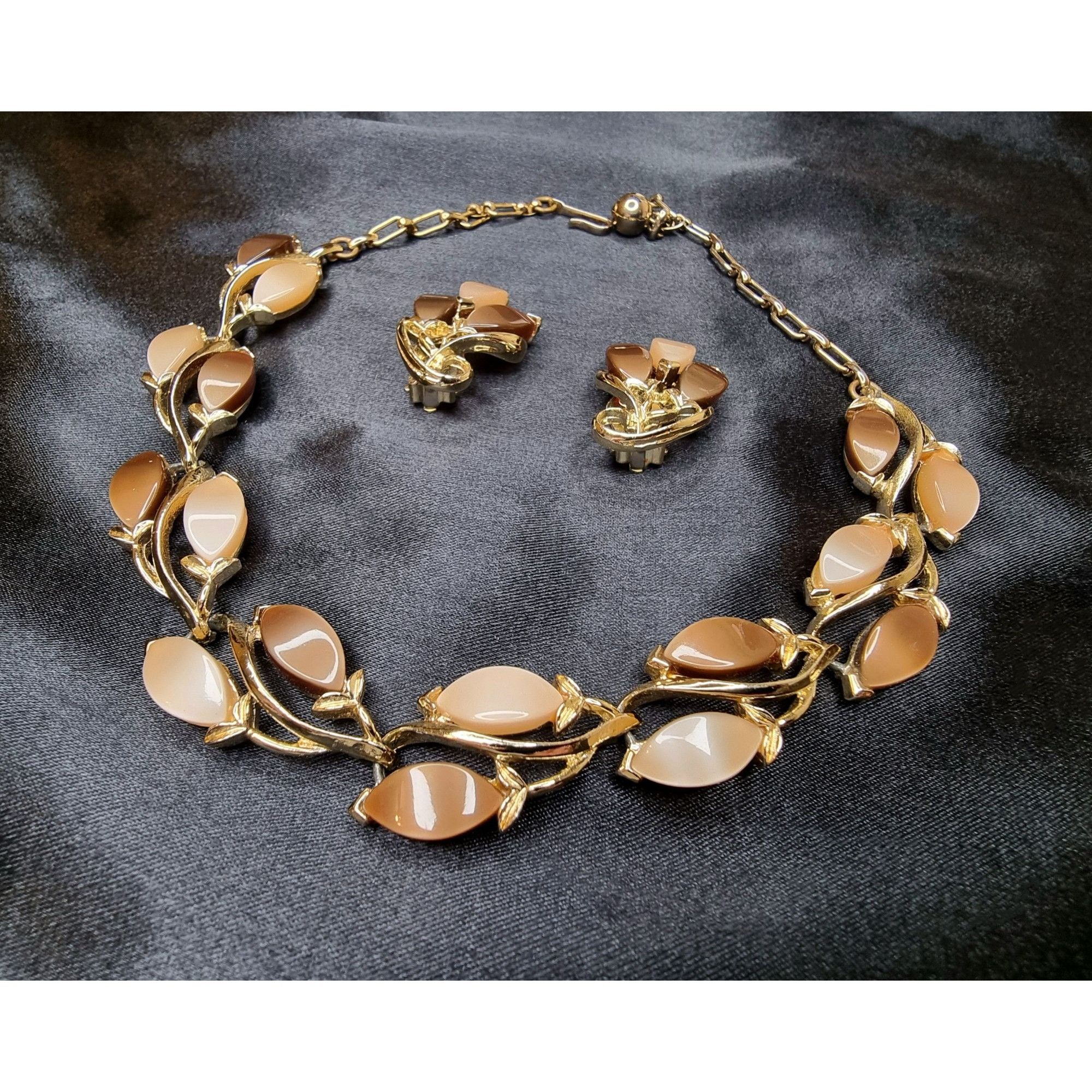 Vintage Vintage Gold Tone & Brown Leaf Necklace & Clip-On Earrings S Size ONE SIZE - 2 Thumbnail