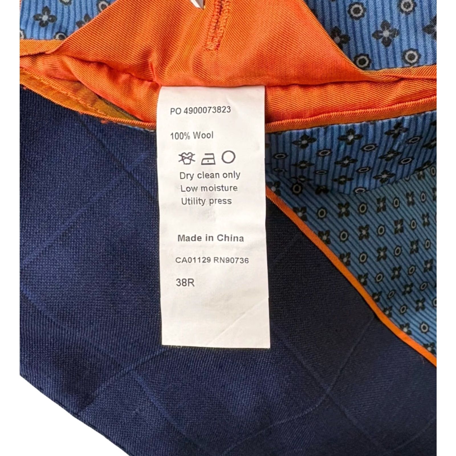 VINTAGE? (No) Tallia Blazer Jacket Blue Plaid Wool 38R Men’s Two-Button Double-Vented Notch Lapel Regular Fit