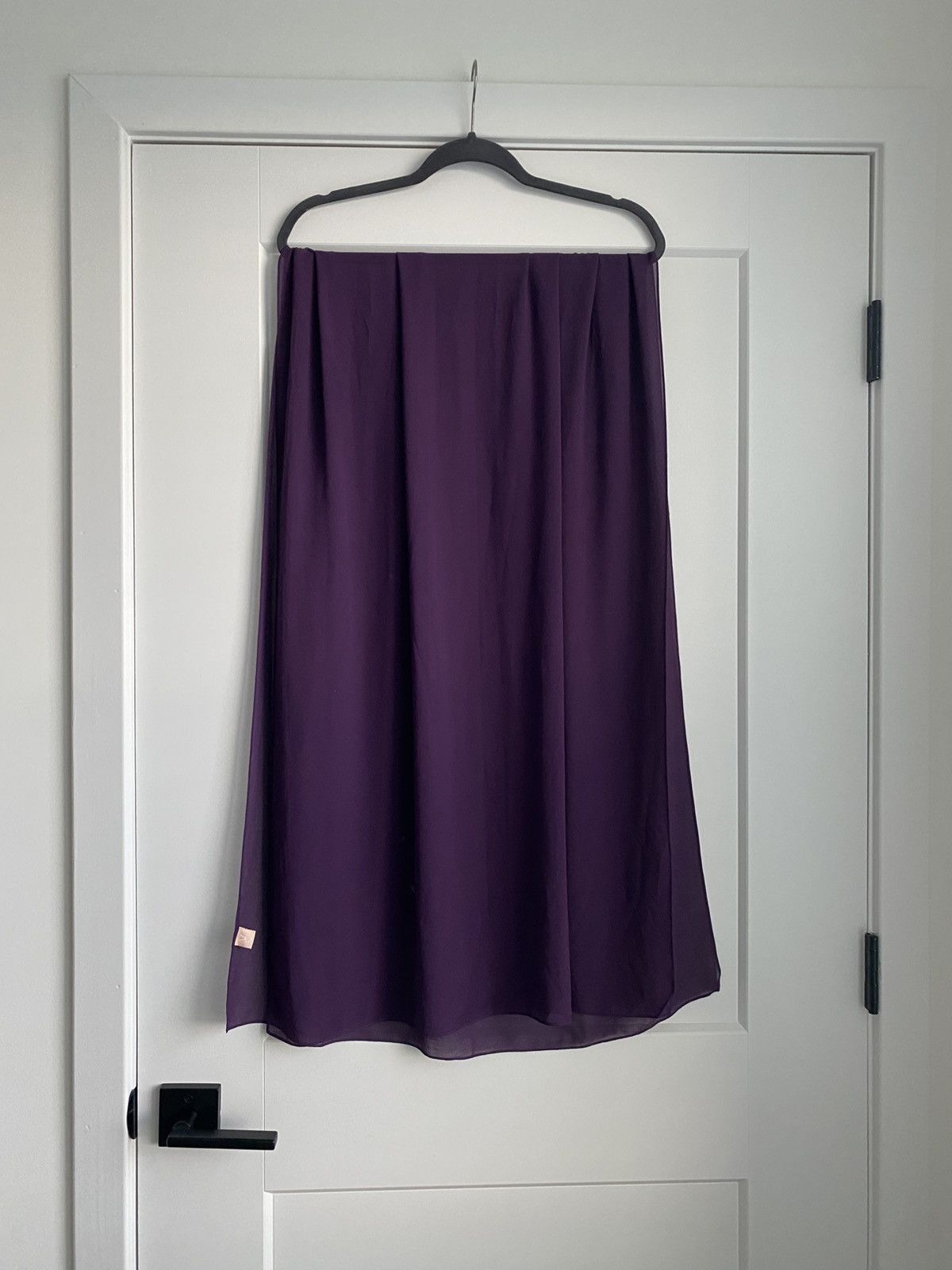 Other VOILE CHIC Premium Chiffon Dark Purple Hijab Scarf Size ONE SIZE - 3 Thumbnail
