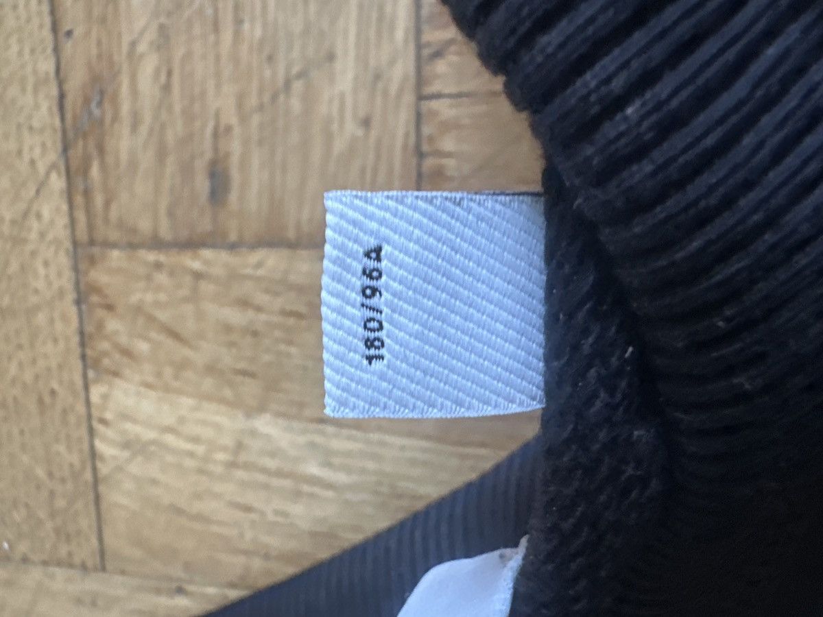 Burberry Burberry “B” Chenille & Star Patch Sweatshirt Black M Size US M / EU 48-50 / 2 - 14 Thumbnail