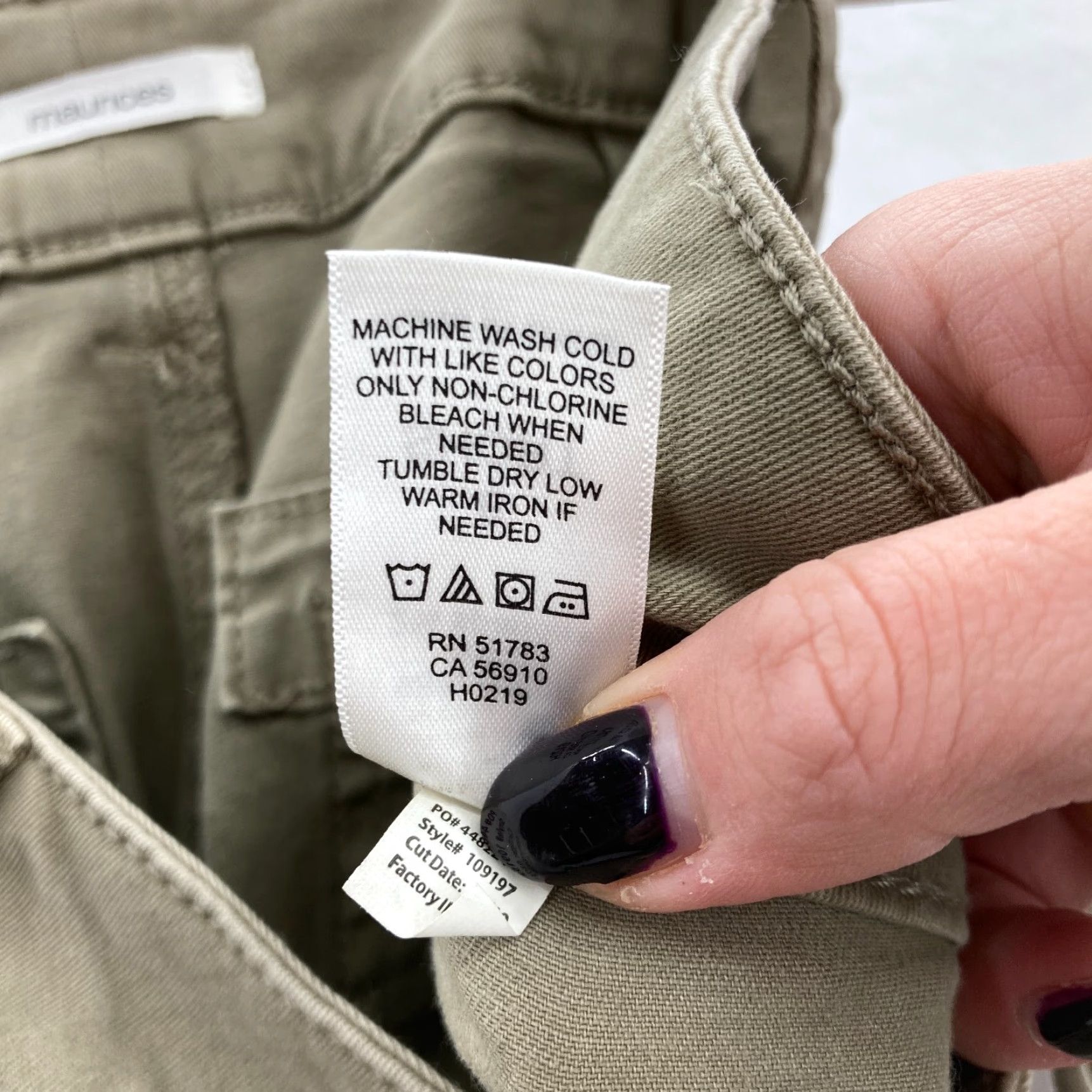 Vintage Maurices Chino Pants Women's 6 Slim Bootcut Khaki Beige Stretch Casual Short 29in Inseam Pants Women Size 28" / US 6 / IT 42 - 7 Thumbnail