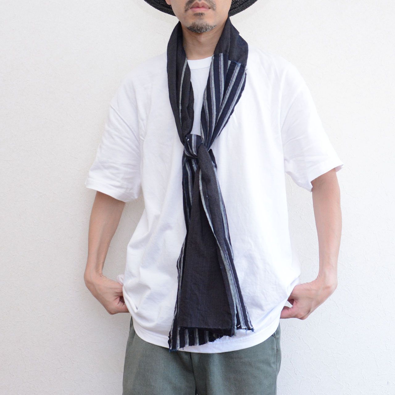 Other Japanese Vintage Fabric Indigo Dyed Cotton Stole Patchwork Size ONE SIZE - 9 Thumbnail